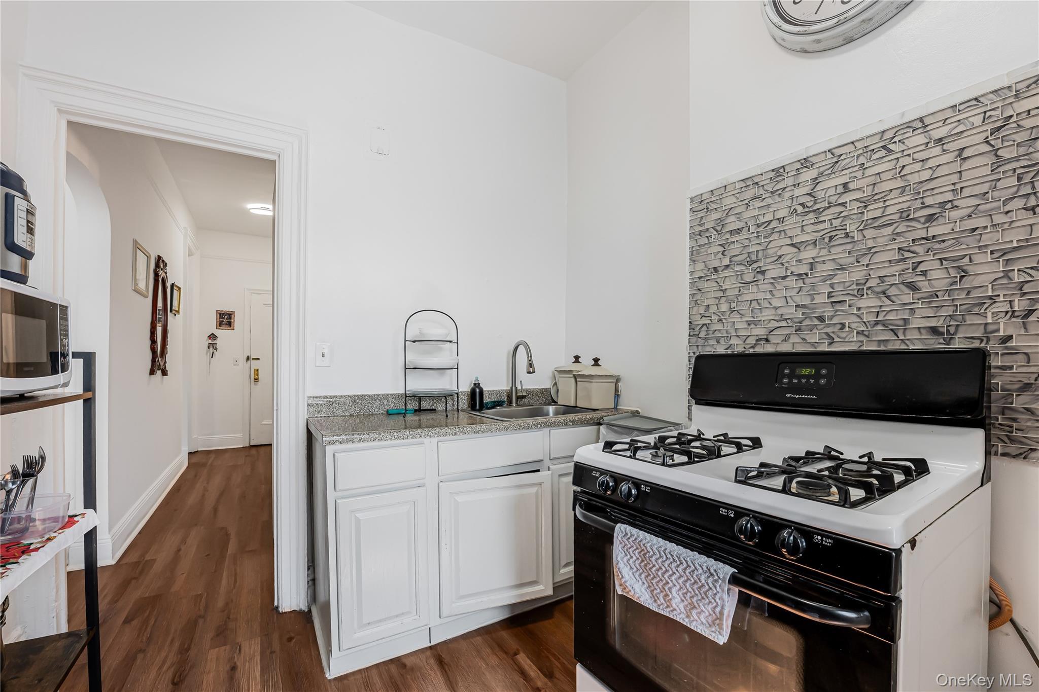 Commercial Sale Valentine  Bronx, NY 10458, MLS-843035-10