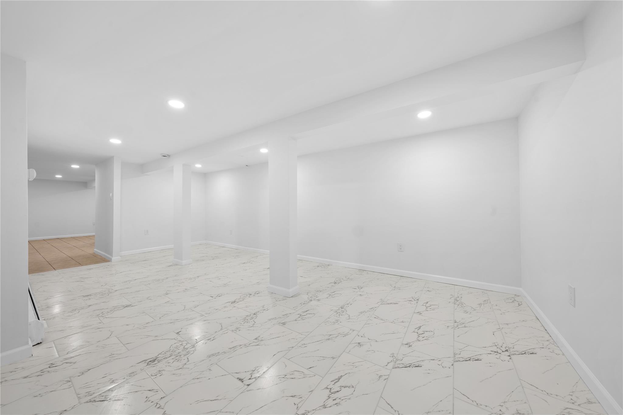 Single Family Silver  Suffolk County, NY 11704, MLS-843050-20