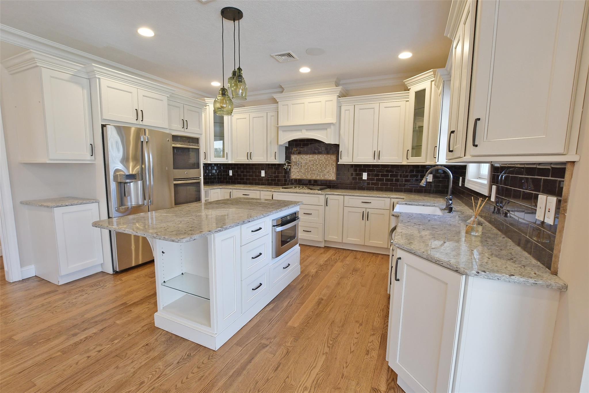 Single Family Silver Beech  Suffolk County, NY 11933, MLS-843060-24