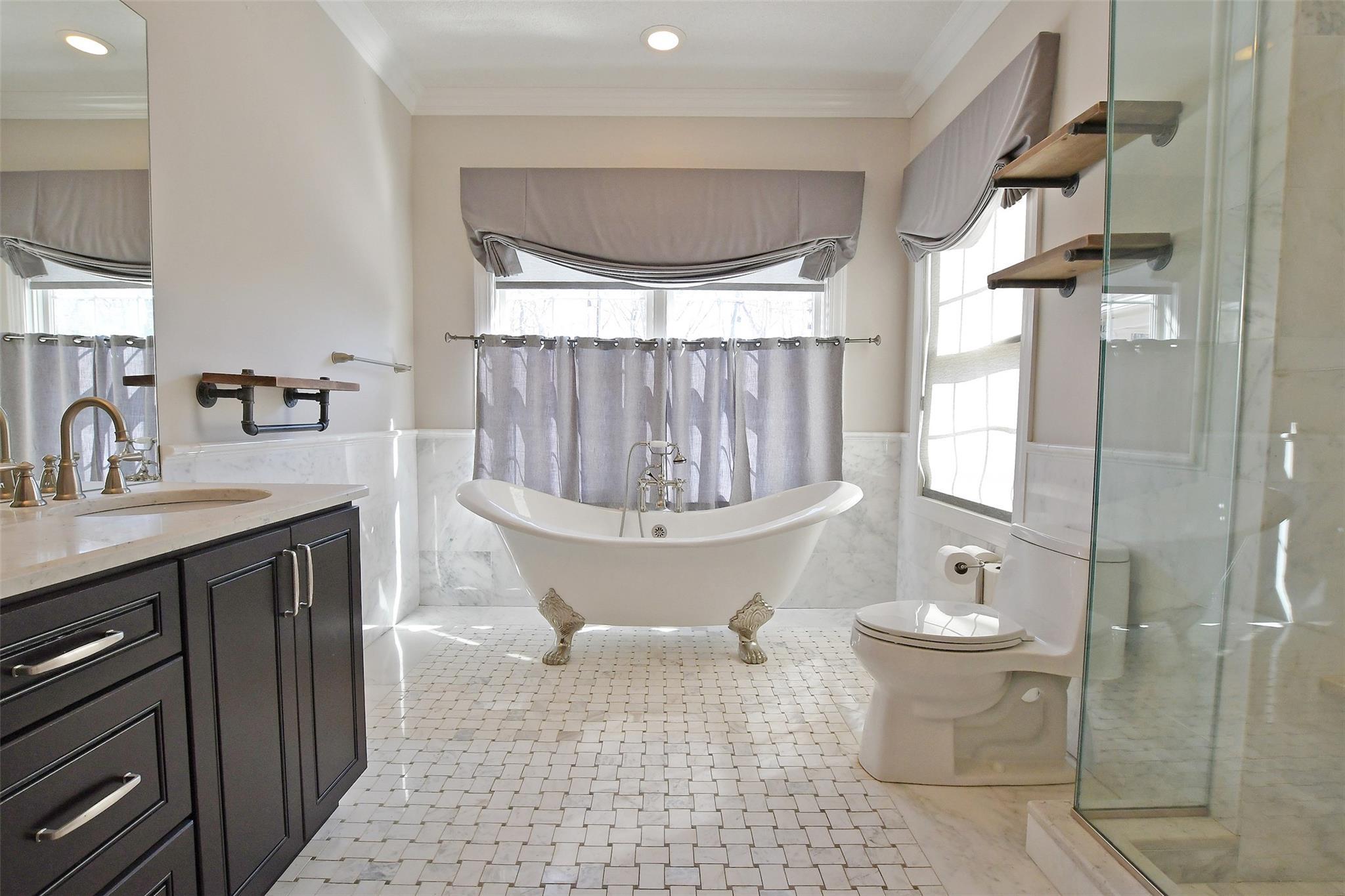 Single Family Silver Beech  Suffolk County, NY 11933, MLS-843060-26