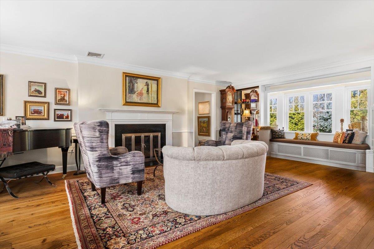 Single Family Colonial  Westchester County, NY 10605, MLS-843062-6