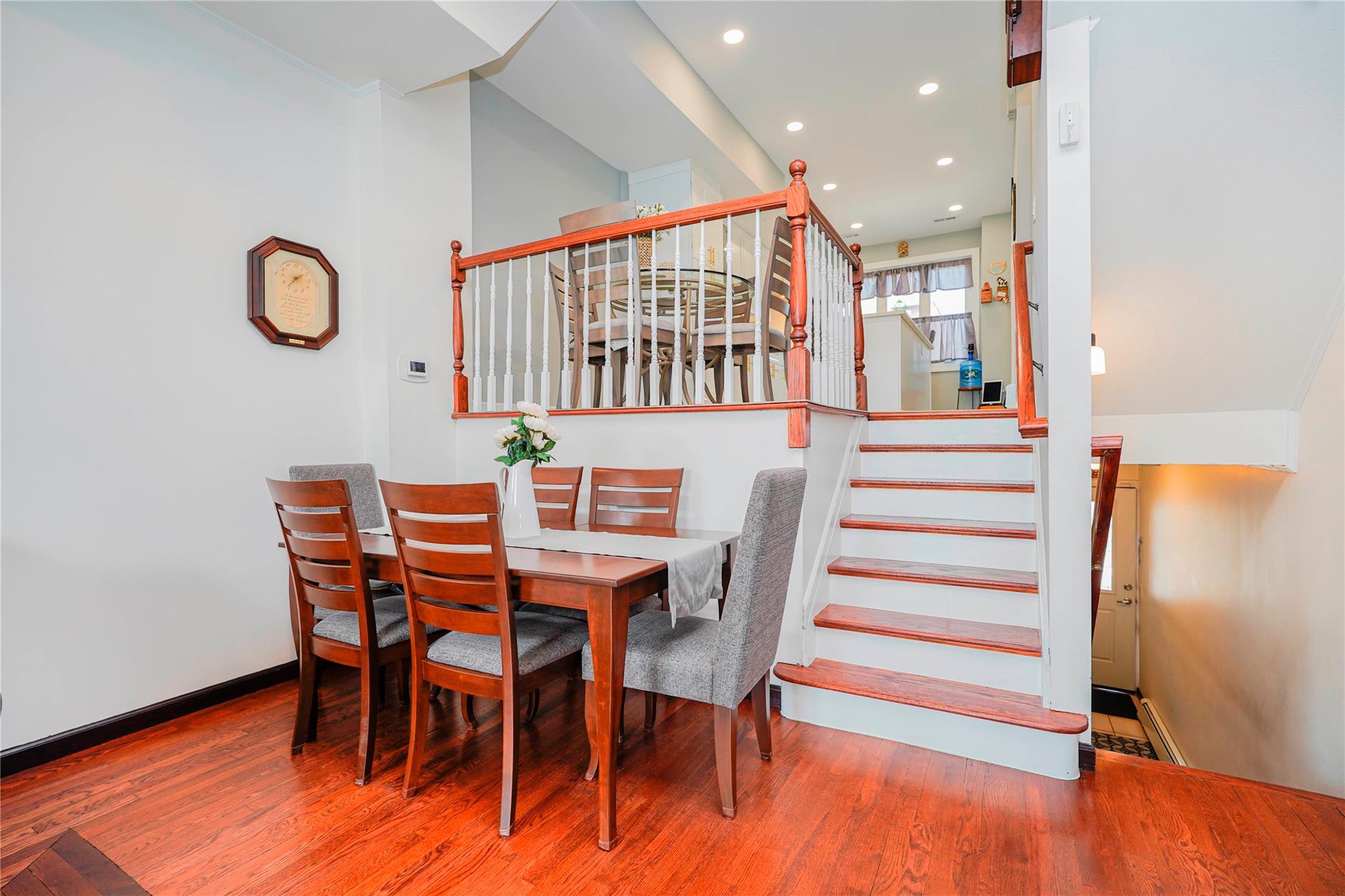 Single Family Burgher  Staten Island, NY 10304, MLS-843077-13