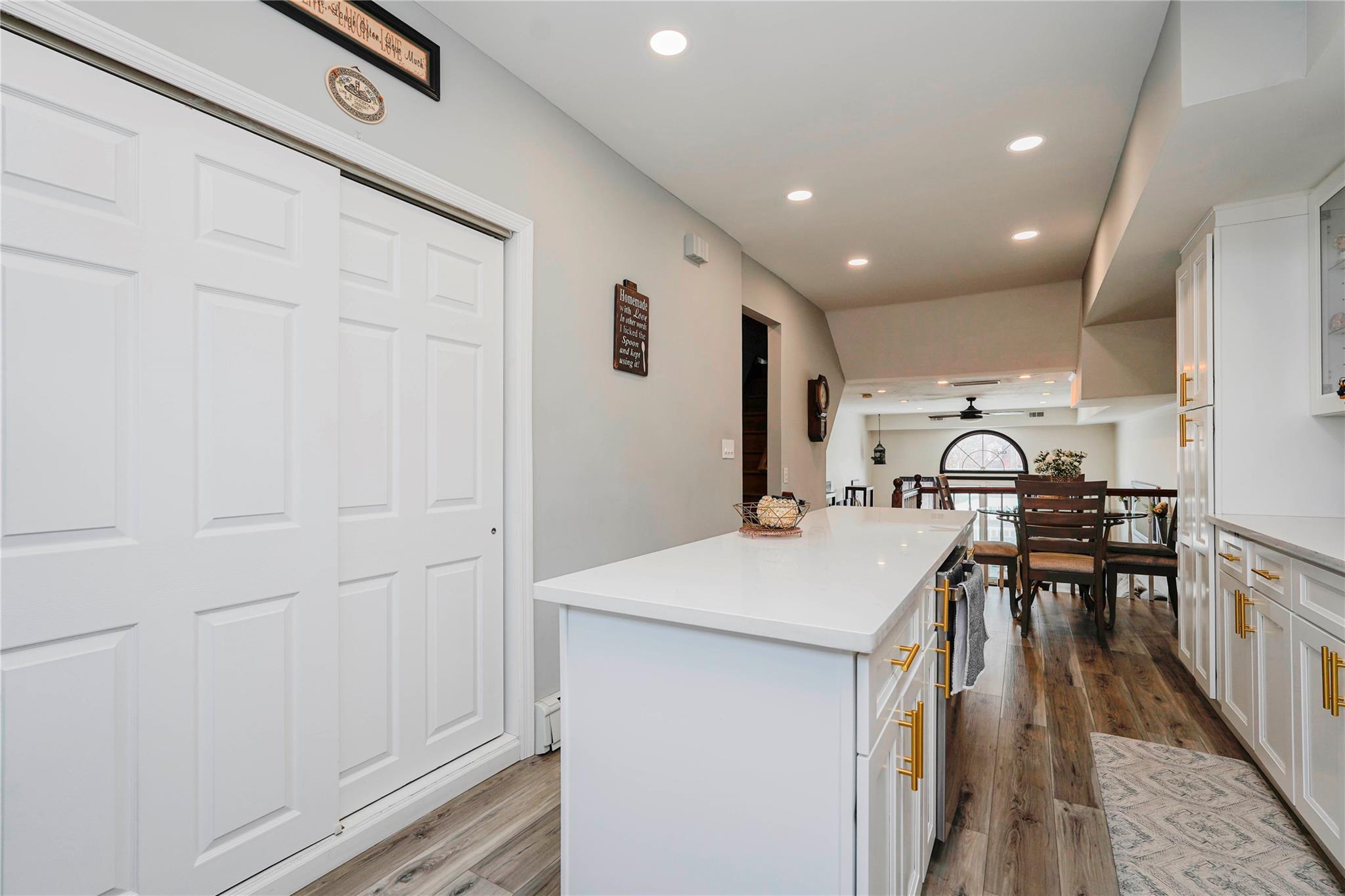 Single Family Burgher  Staten Island, NY 10304, MLS-843077-17
