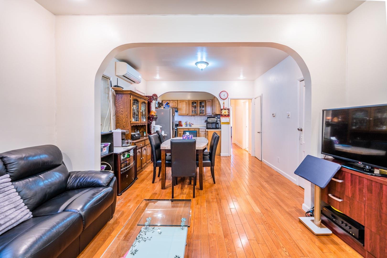 Single Family 75th  Queens, NY 11421, MLS-843097-9