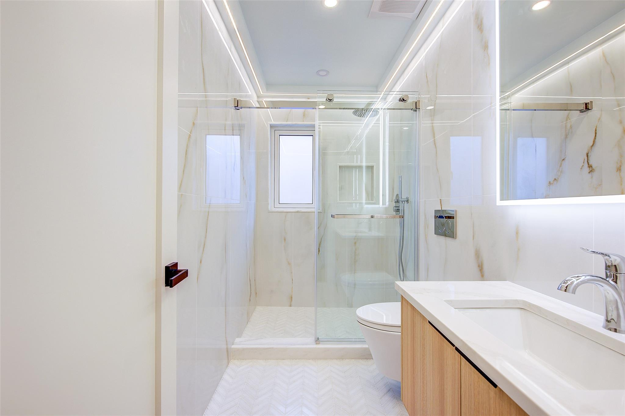 Single Family 20th Ave  Queens, NY 11357, MLS-843116-19