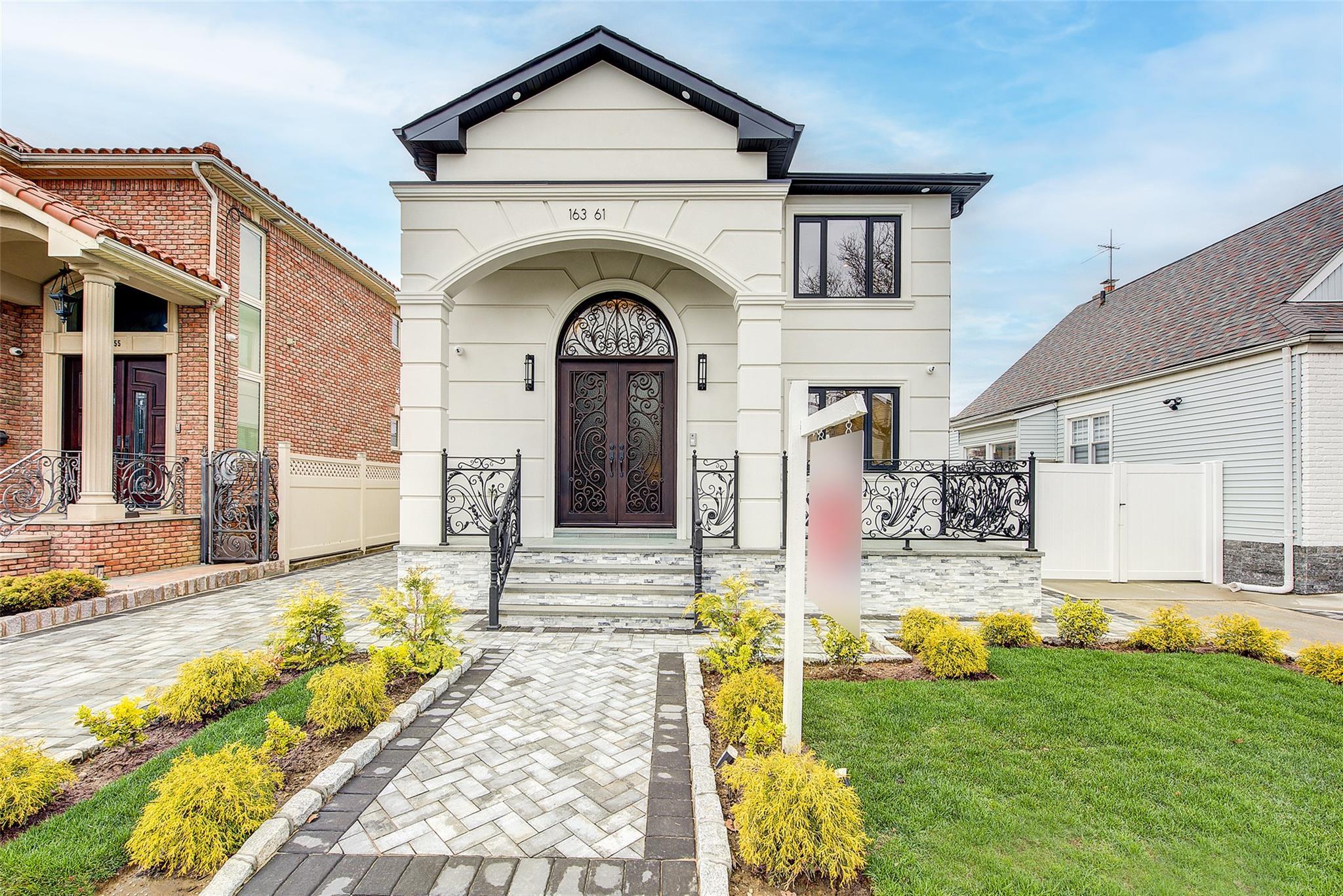 Single Family 20th Ave  Queens, NY 11357, MLS-843116-2