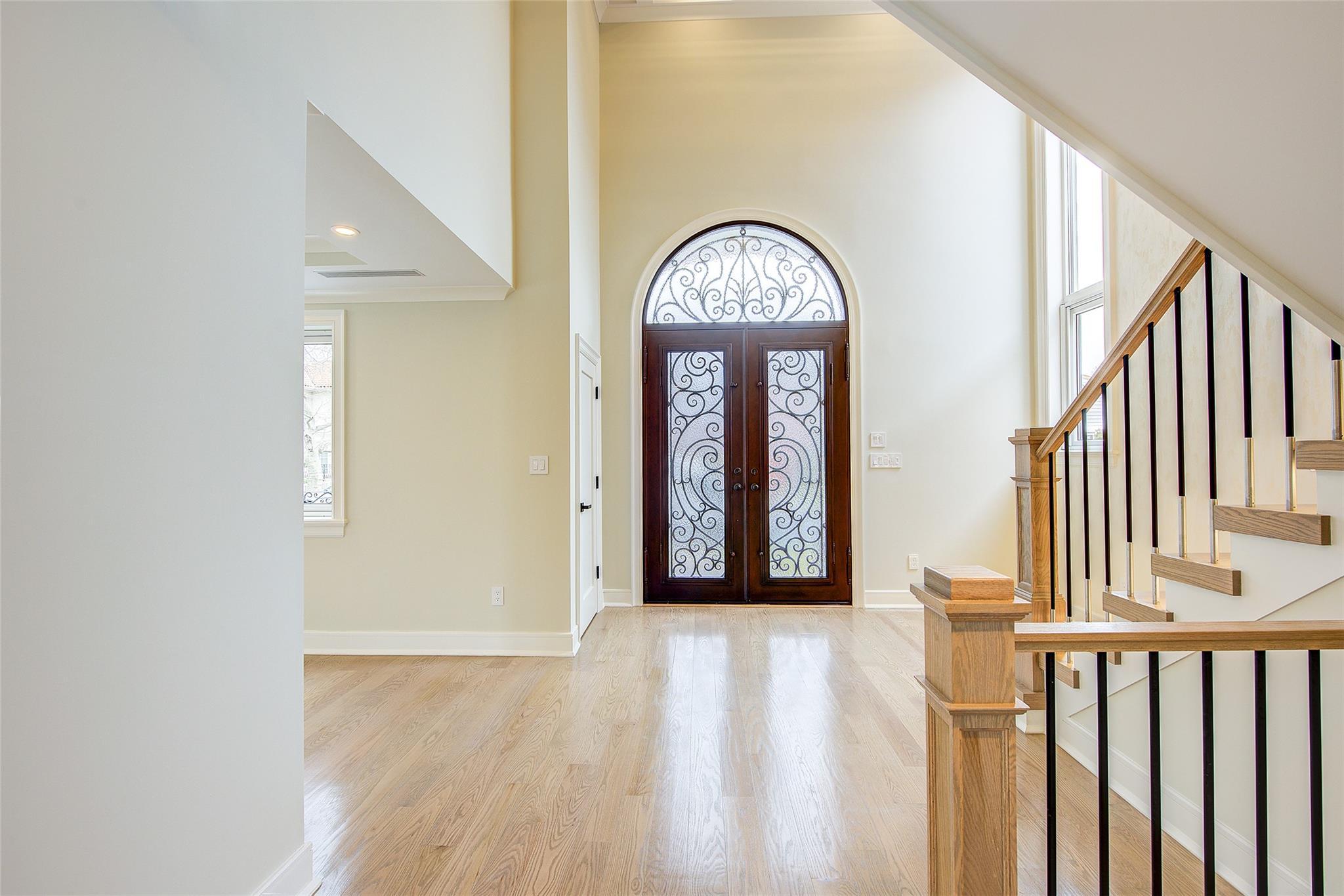 Single Family 20th Ave  Queens, NY 11357, MLS-843116-5