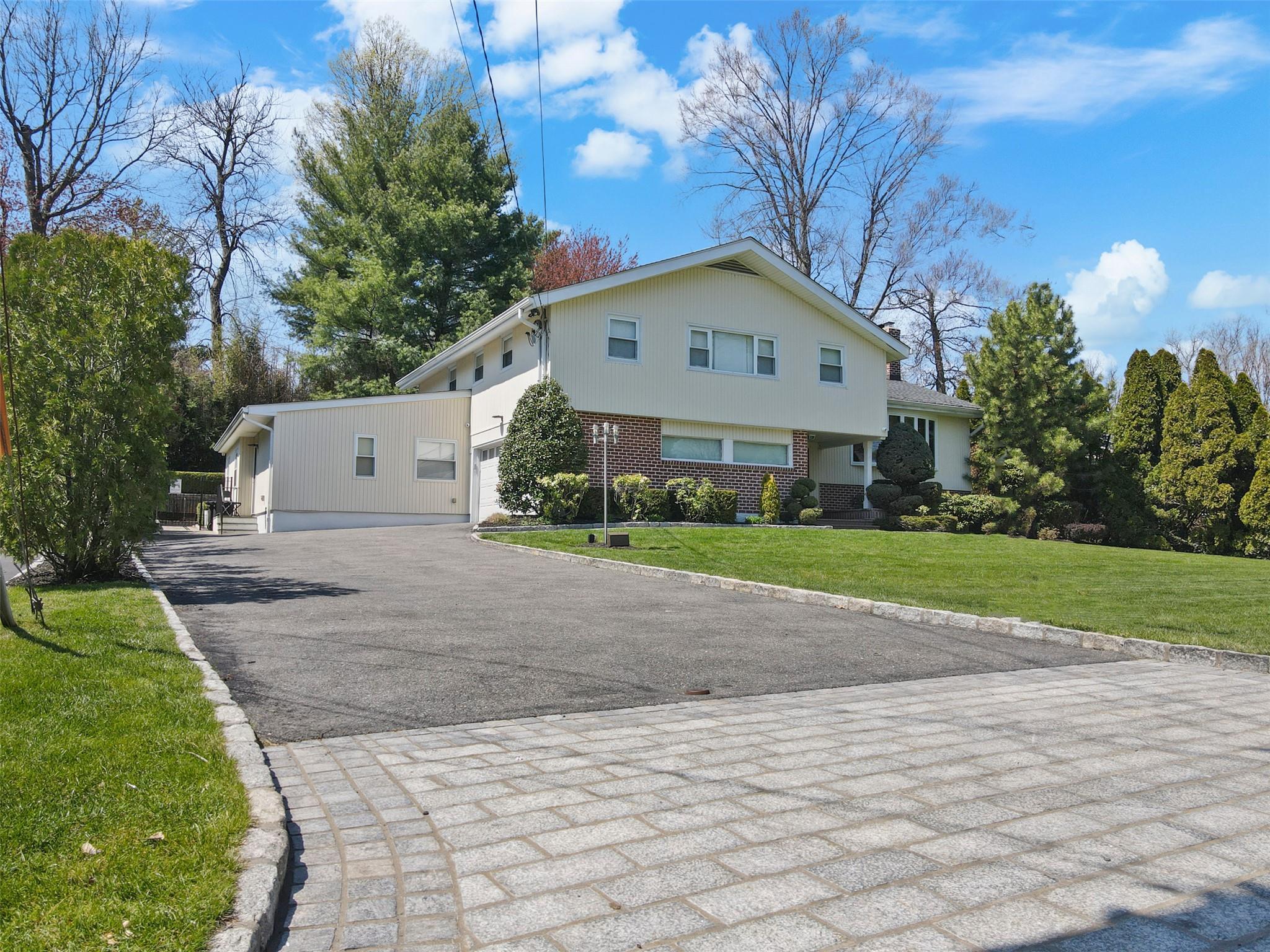 Single Family Dell  Westchester County, NY 10709, MLS-843125-32