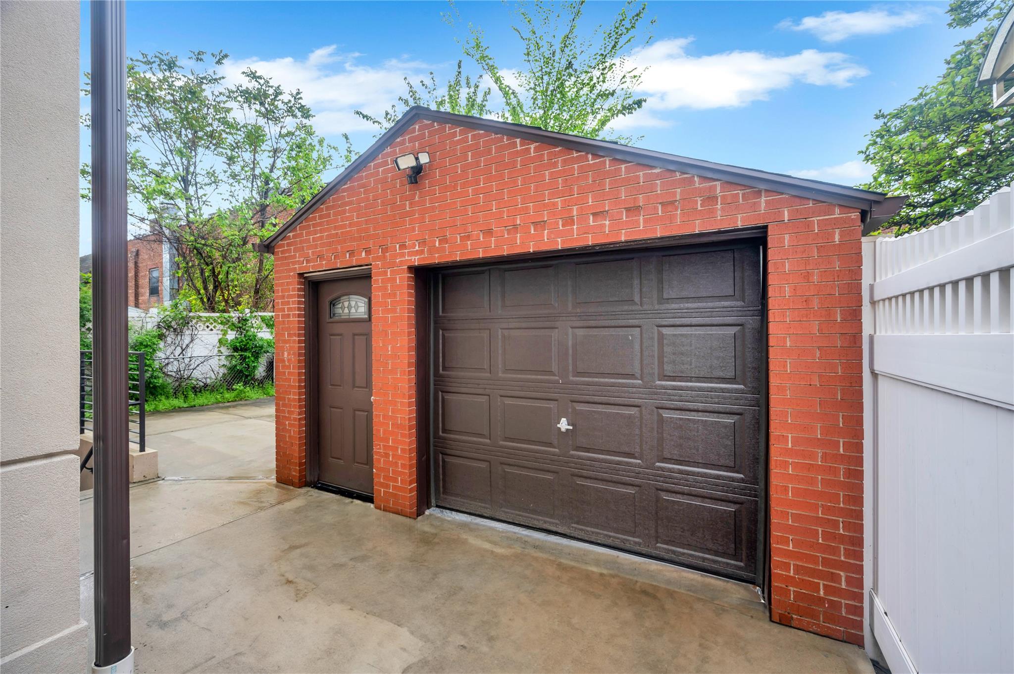 Single Family Pembroke  Queens, NY 11362, MLS-843129-28