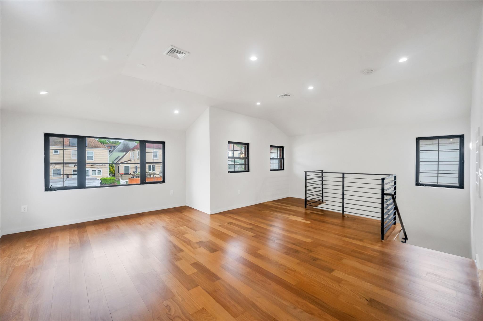 Single Family Pembroke  Queens, NY 11362, MLS-843129-4