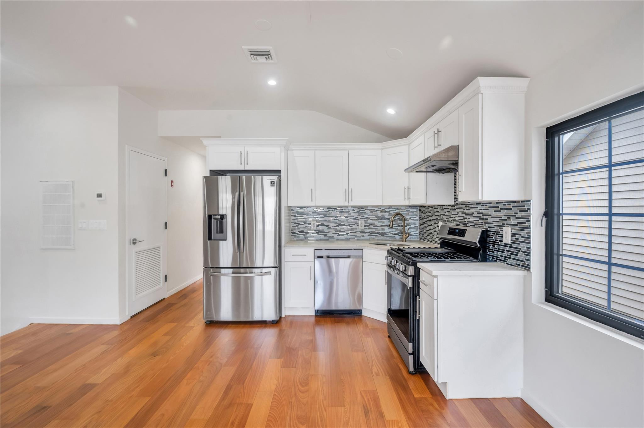 Single Family Pembroke  Queens, NY 11362, MLS-843129-7