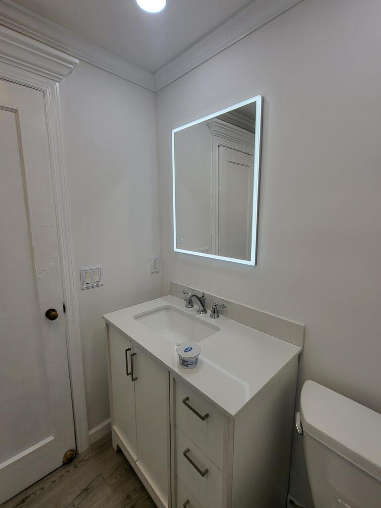 Single Family Islip  Suffolk County, NY 11795, MLS-843131-36