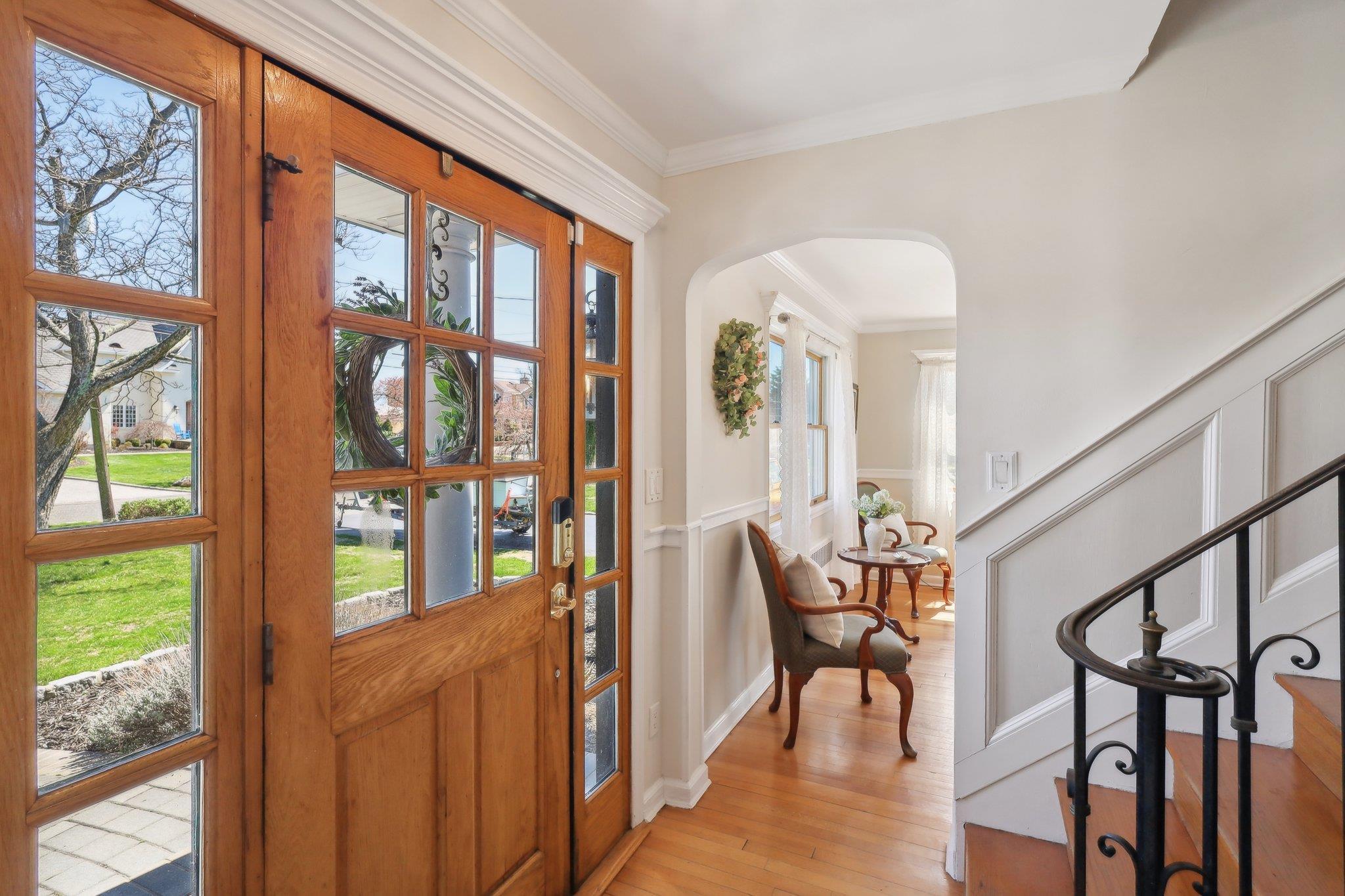 Single Family Islip  Suffolk County, NY 11795, MLS-843131-6