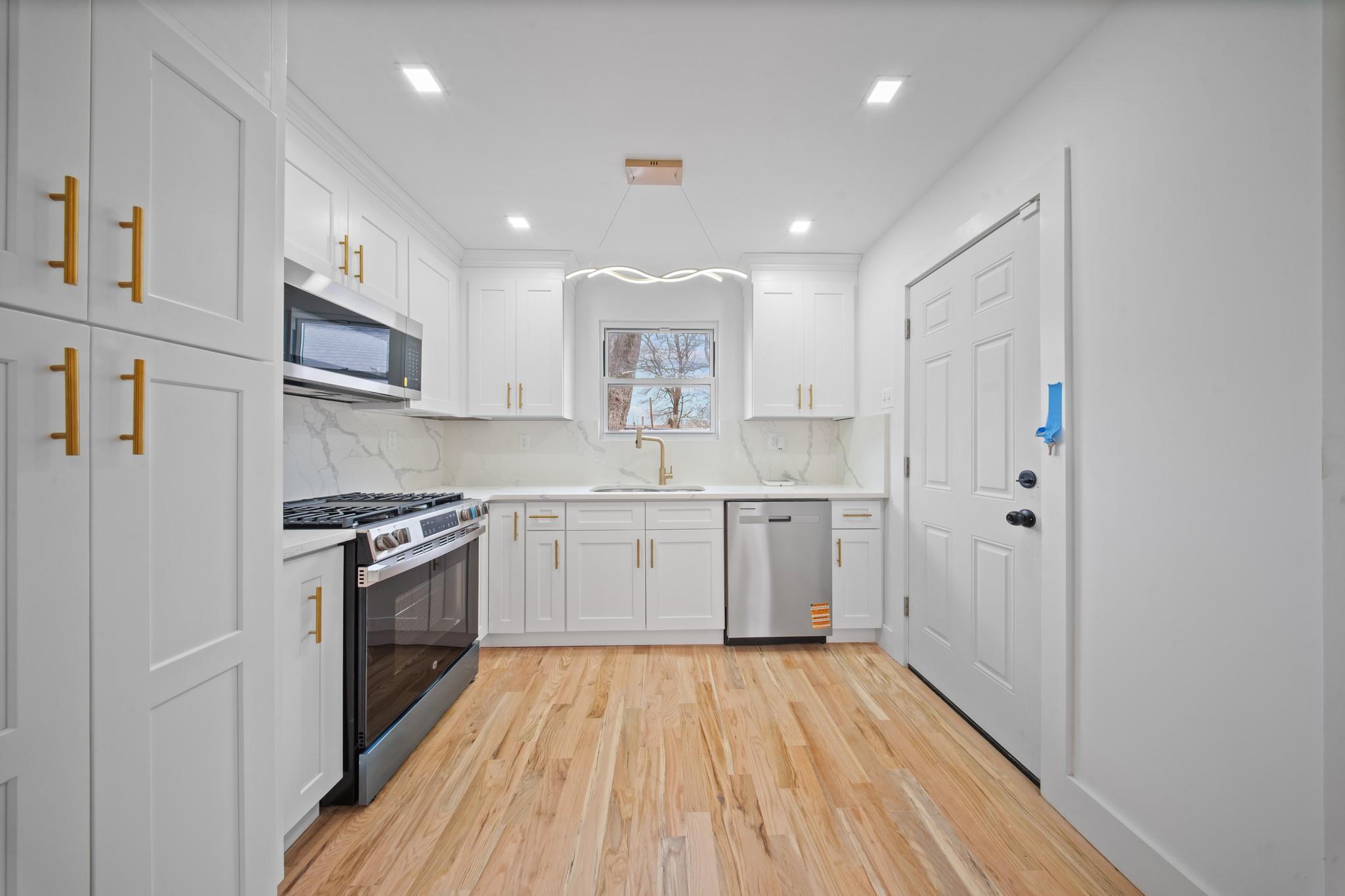 Single Family Sutter  Queens, NY 11420, MLS-843135-2