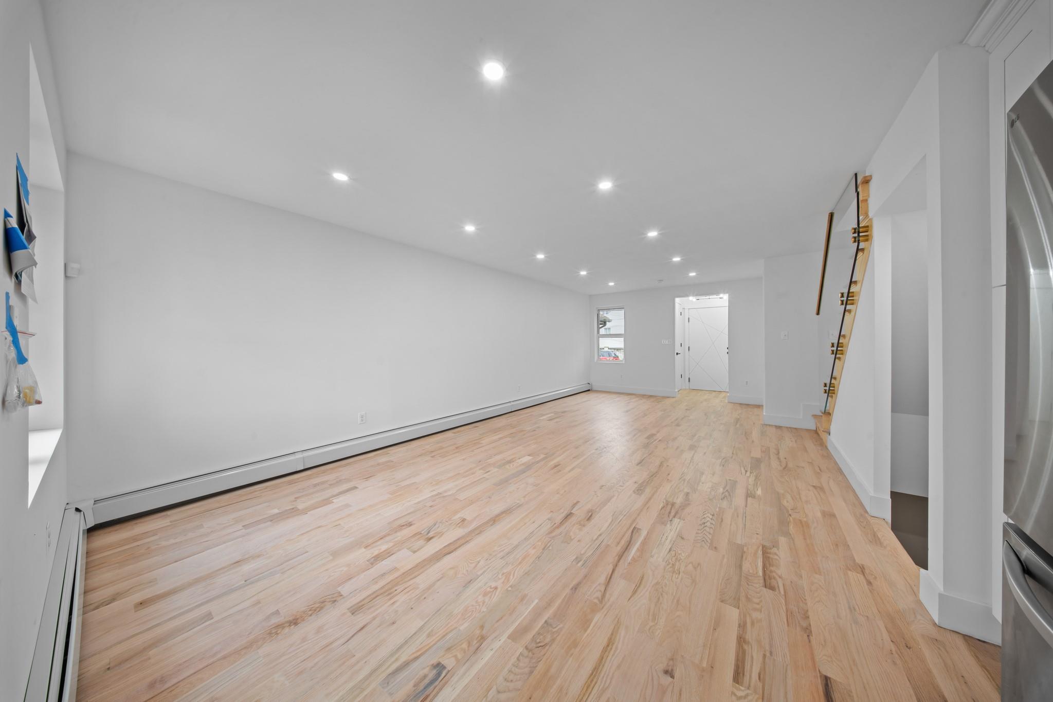 Single Family Sutter  Queens, NY 11420, MLS-843135-4