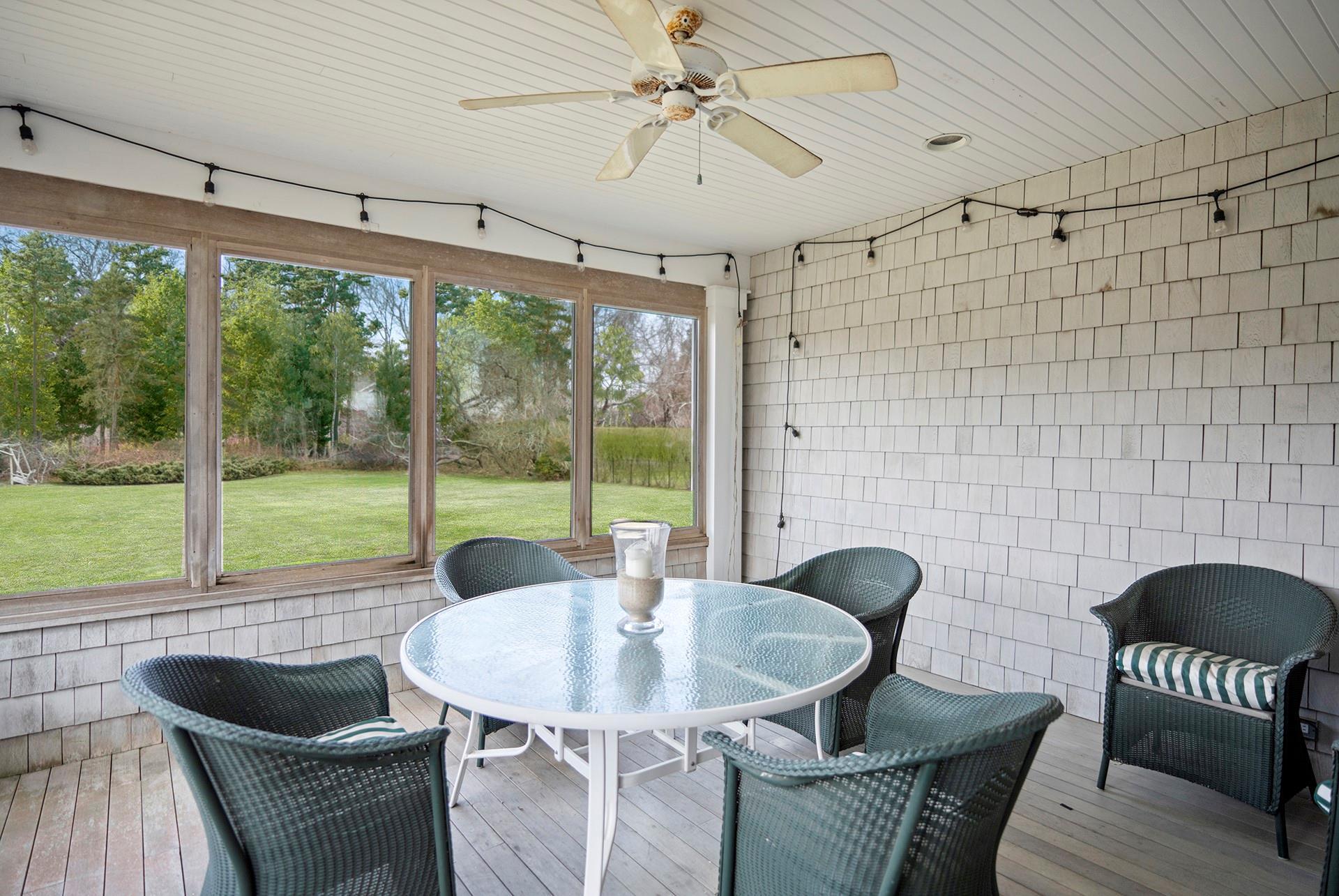 Single Family Quaquanantuck  Suffolk County, NY 11959, MLS-843144-26
