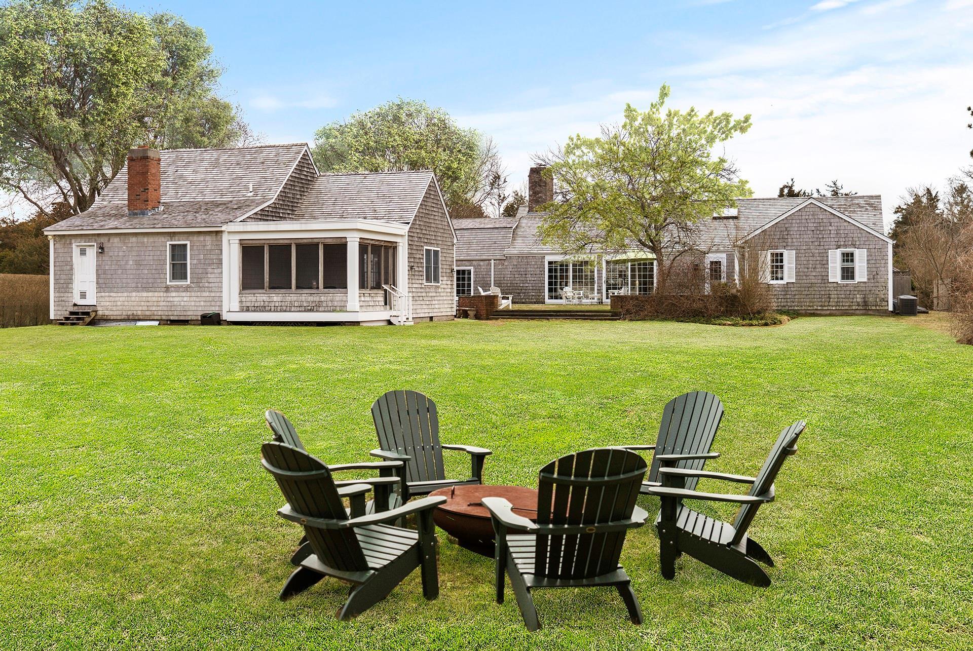 Single Family Quaquanantuck  Suffolk County, NY 11959, MLS-843144-5