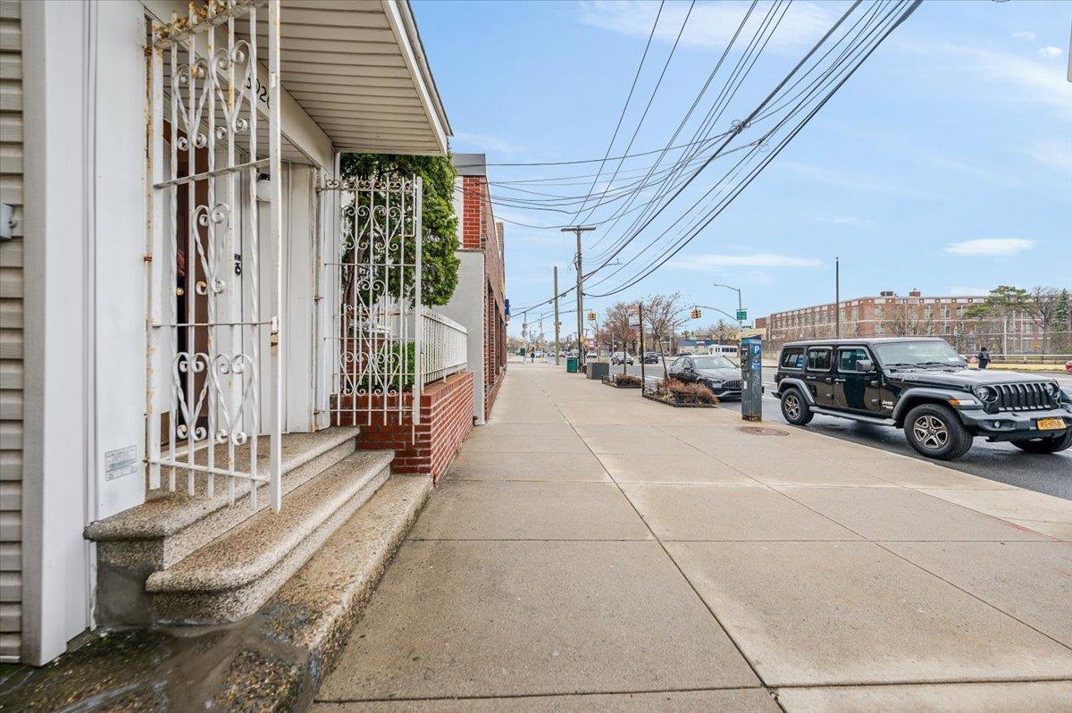 Commercial Sale Tremont  Bronx, NY 10465, MLS-843173-3