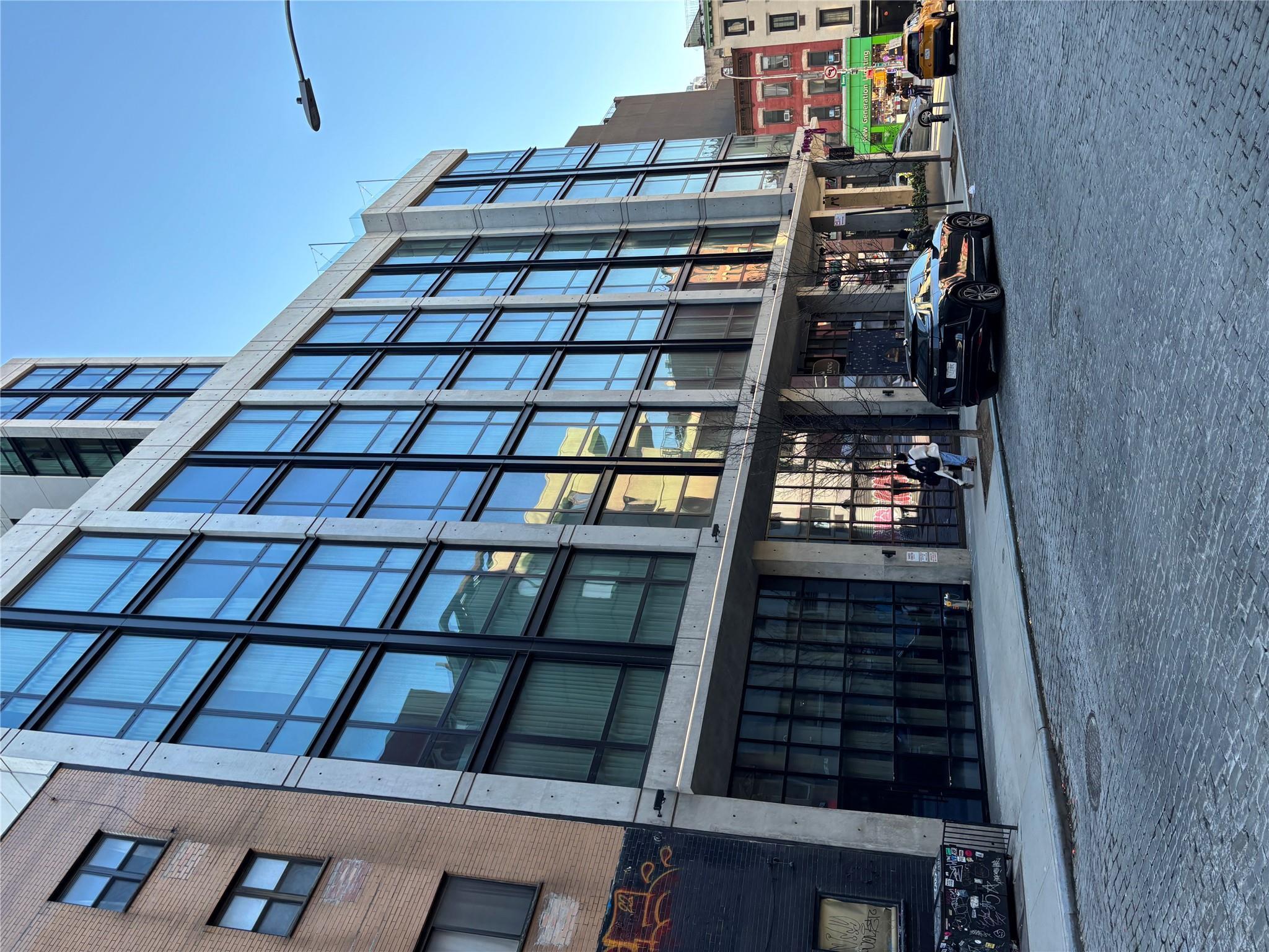 Apartment Broom  Manhattan, NY 10002, MLS-843198-10