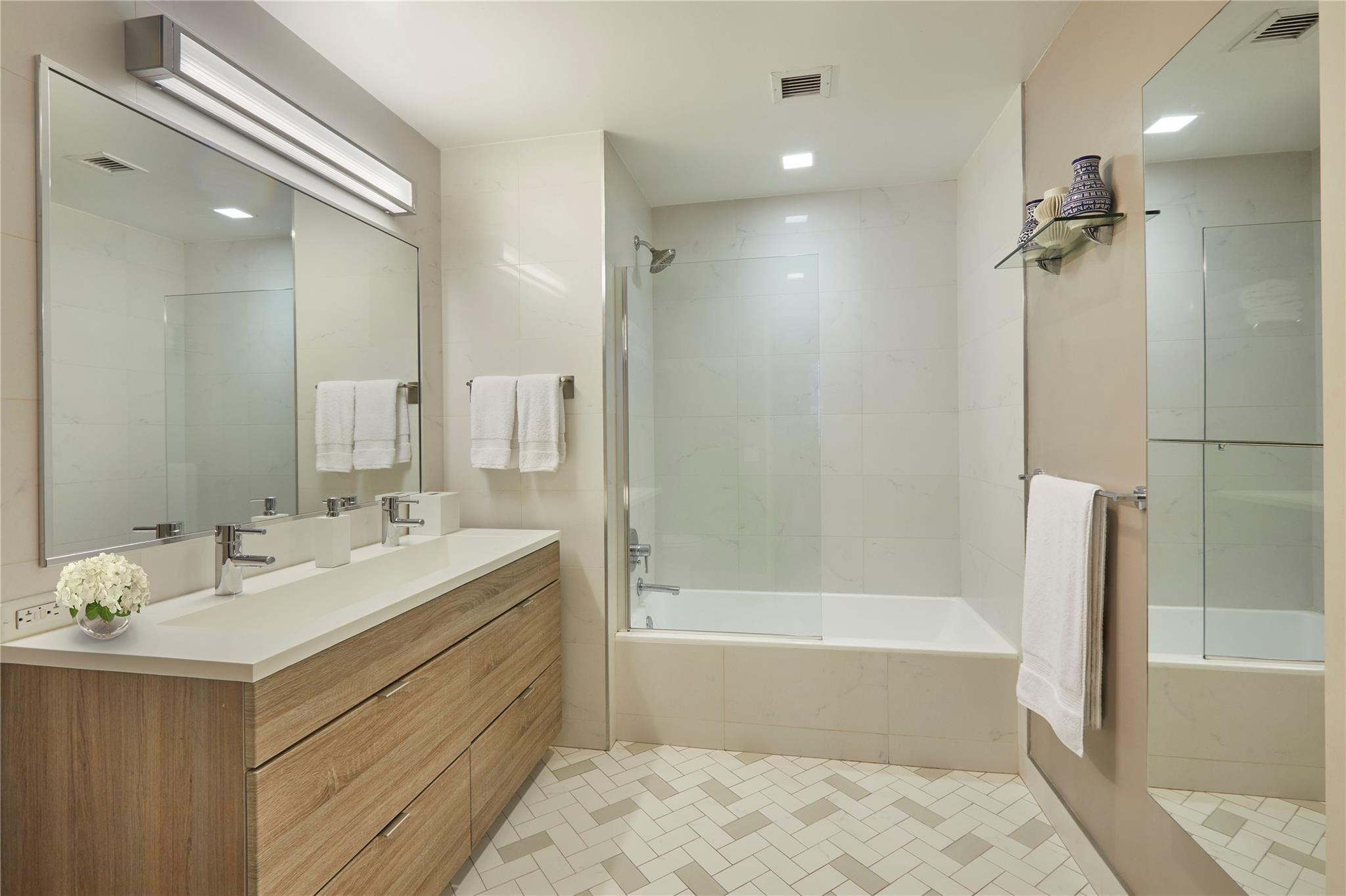 Condo 116th  Manhattan, NY 10026, MLS-843205-5