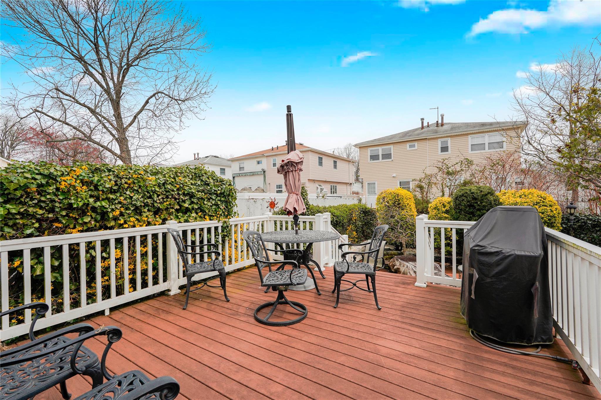 Single Family Ave  Staten Island, NY 10308, MLS-843222-23