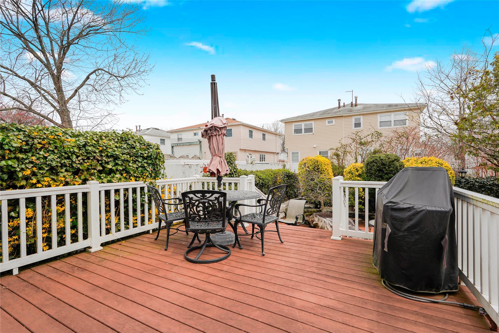 Single Family Ave  Staten Island, NY 10308, MLS-843222-24