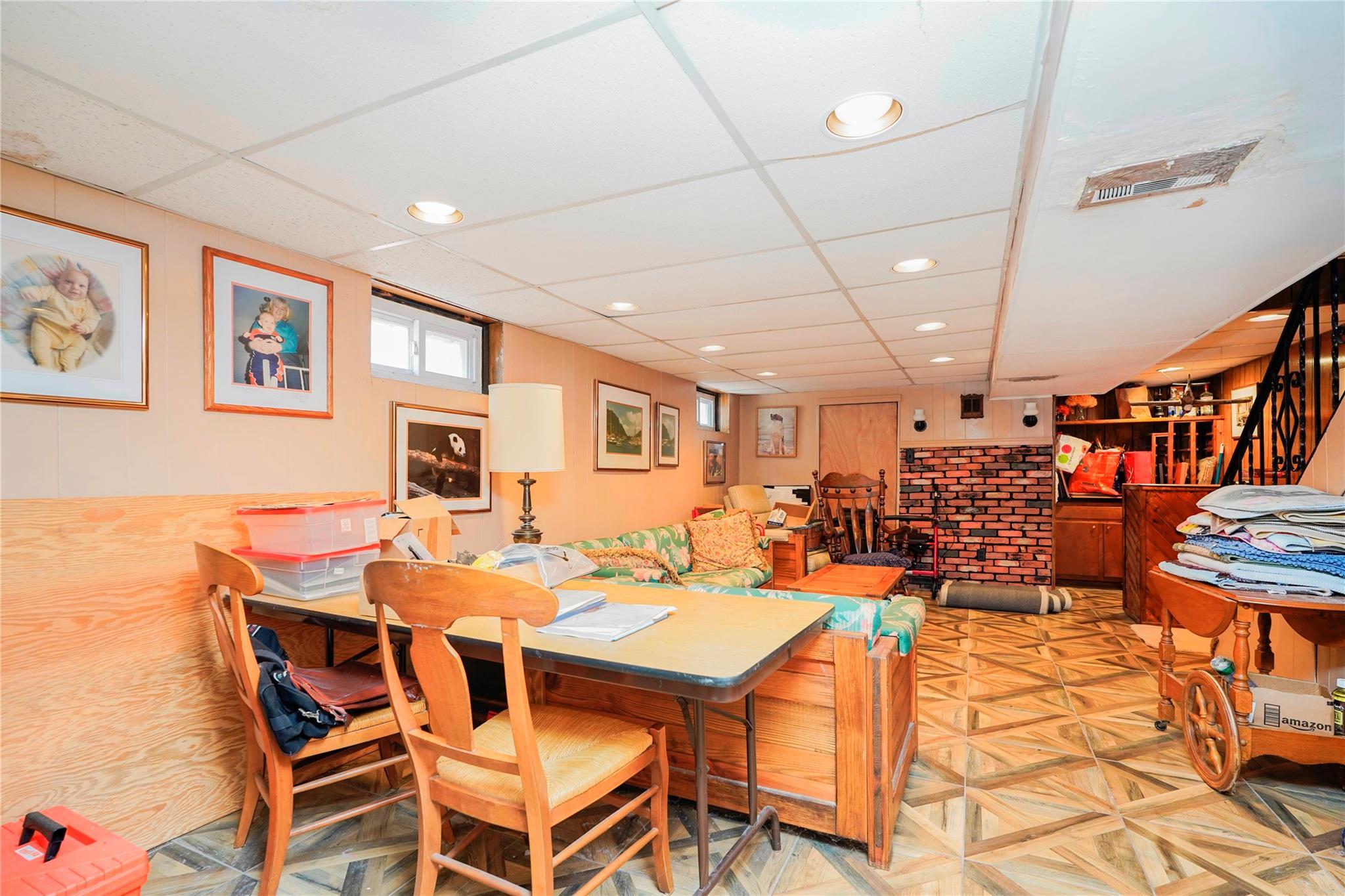 Single Family Ave  Staten Island, NY 10308, MLS-843222-26