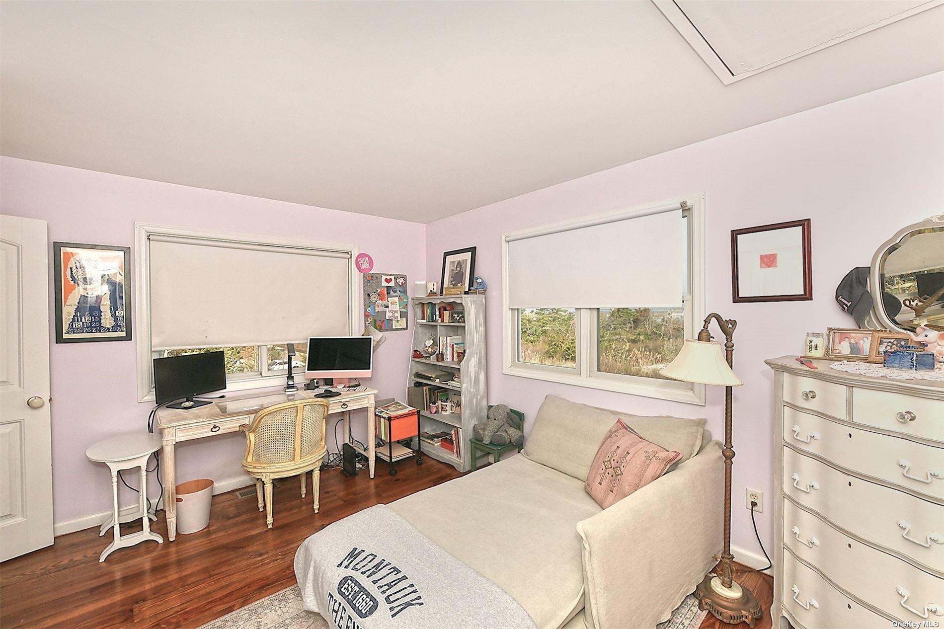 Single Family Oak Beach Road  Suffolk County, NY 11702, MLS-843226-21