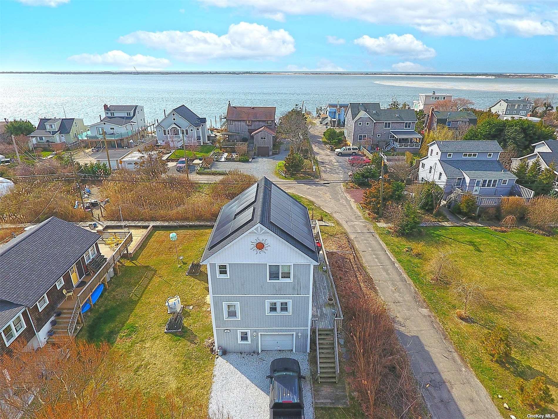 Single Family Oak Beach Road  Suffolk County, NY 11702, MLS-843226-26