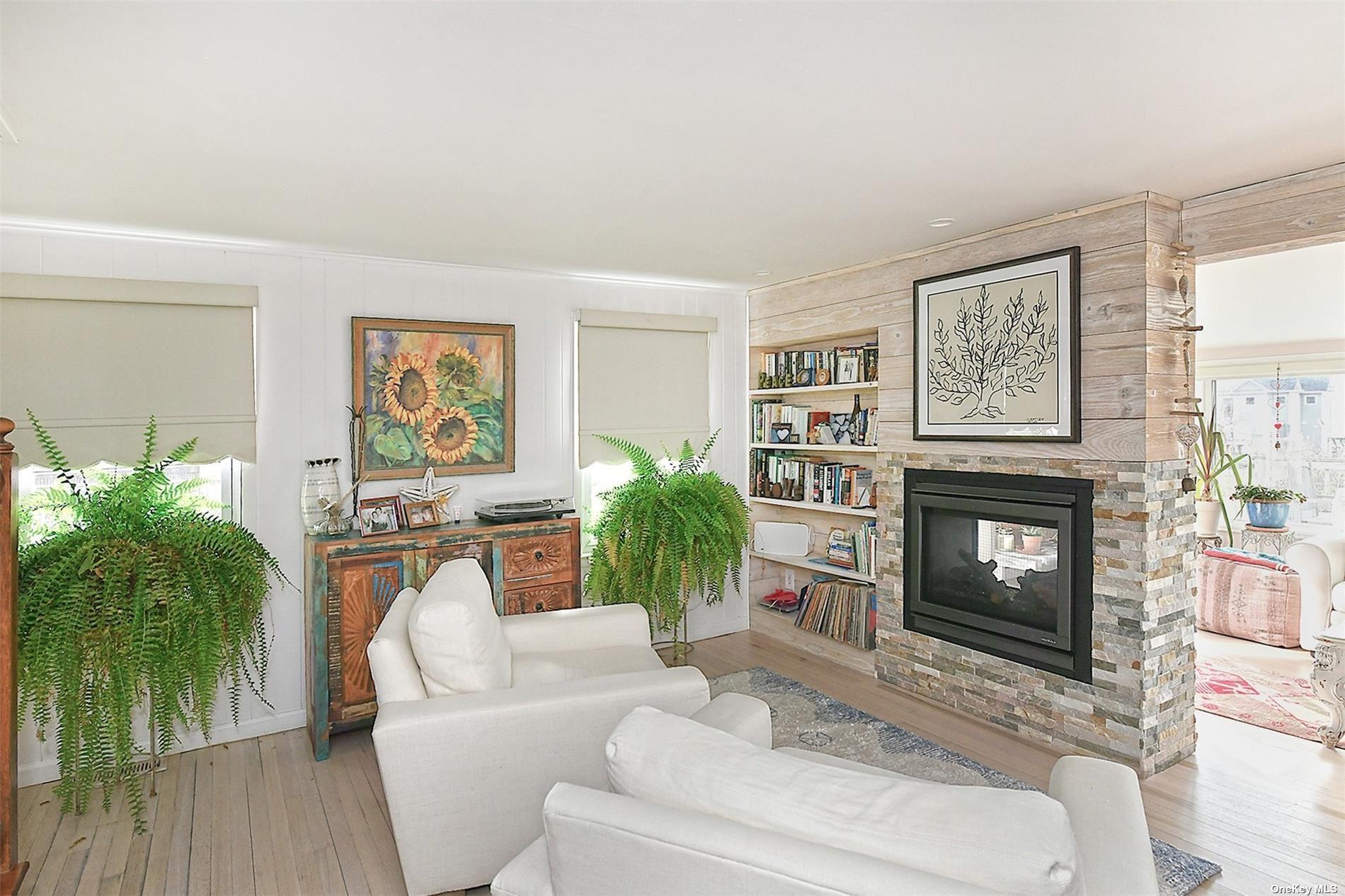 Single Family Oak Beach Road  Suffolk County, NY 11702, MLS-843226-8