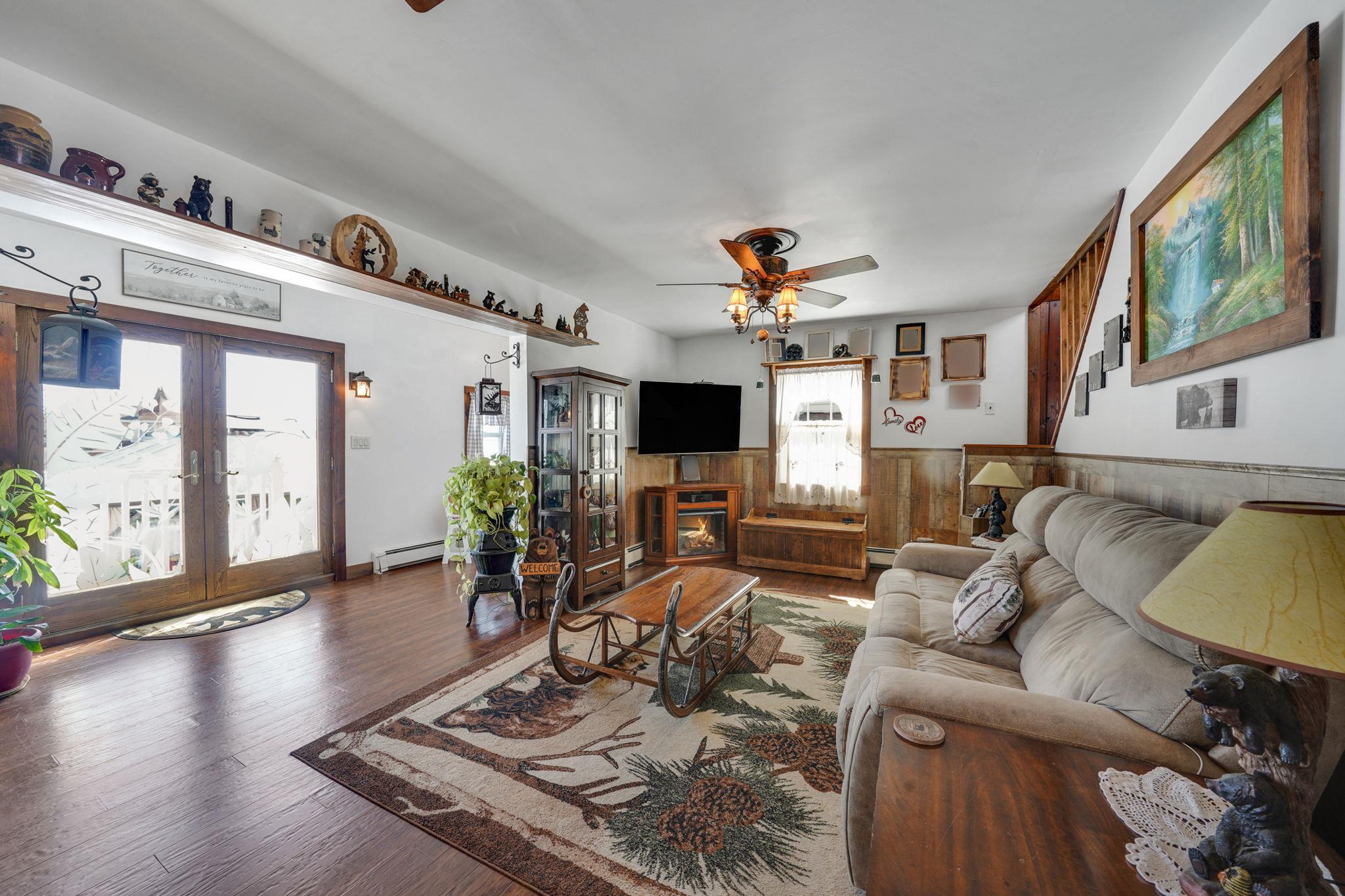 Single Family East  Nassau County, NY 11559, MLS-843240-11