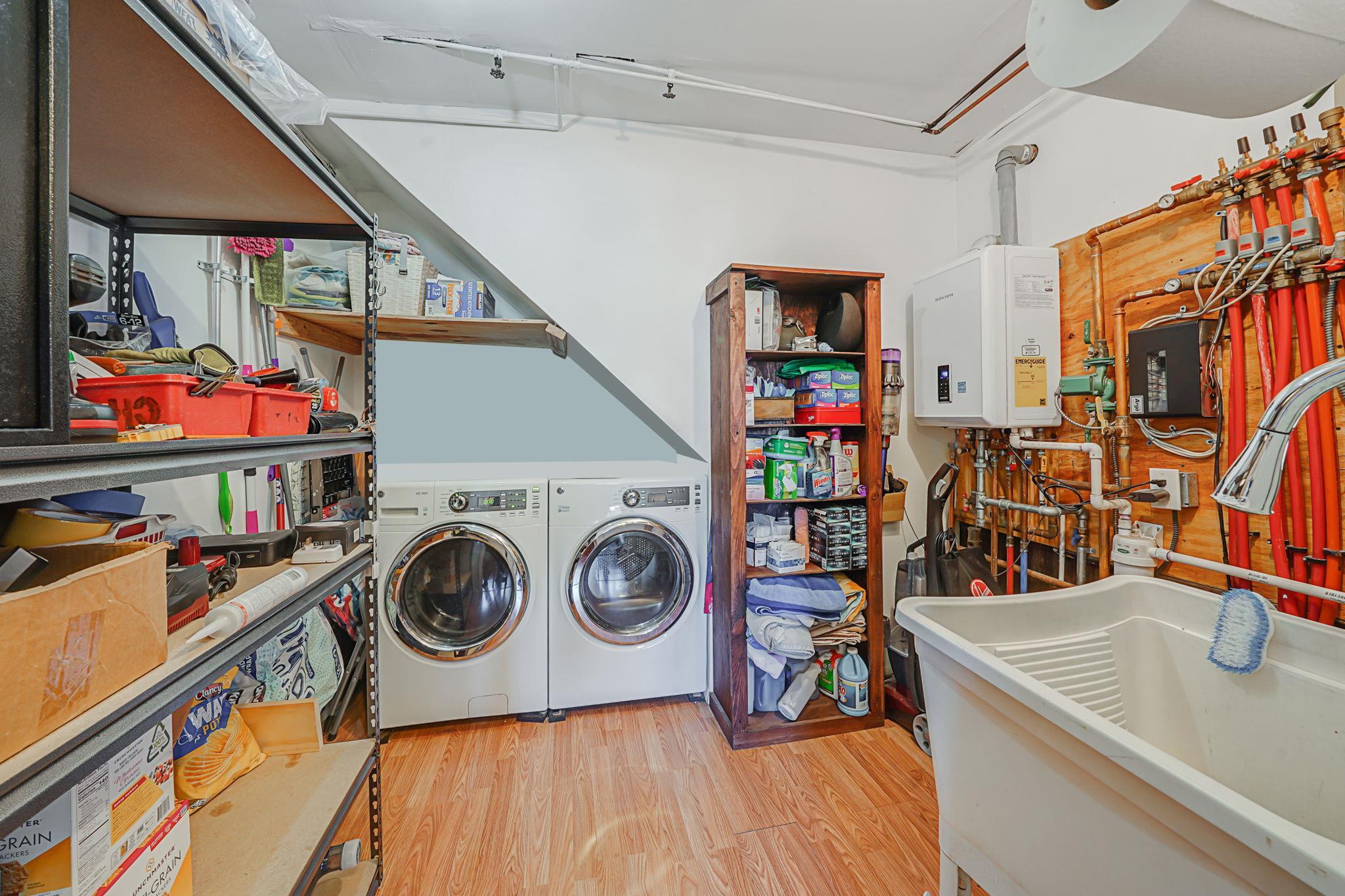 Single Family East  Nassau County, NY 11559, MLS-843240-24