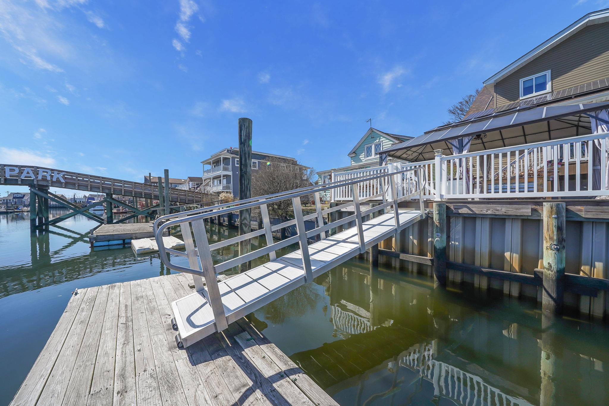 Single Family East  Nassau County, NY 11559, MLS-843240-7