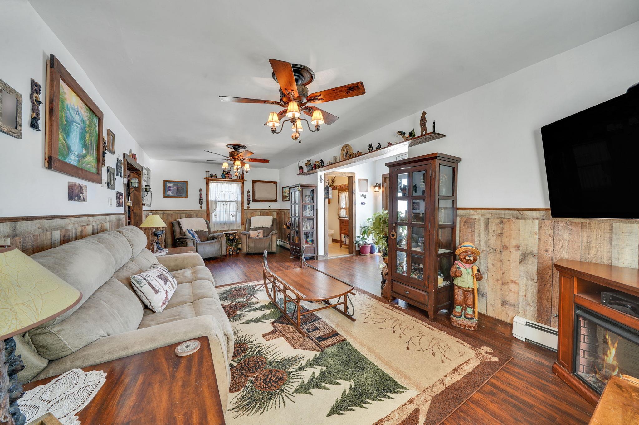 Single Family East  Nassau County, NY 11559, MLS-843240-8