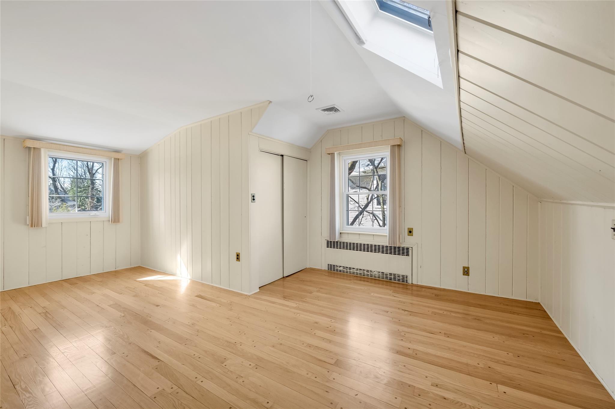 Single Family Murray  Nassau County, NY 11050, MLS-843263-12