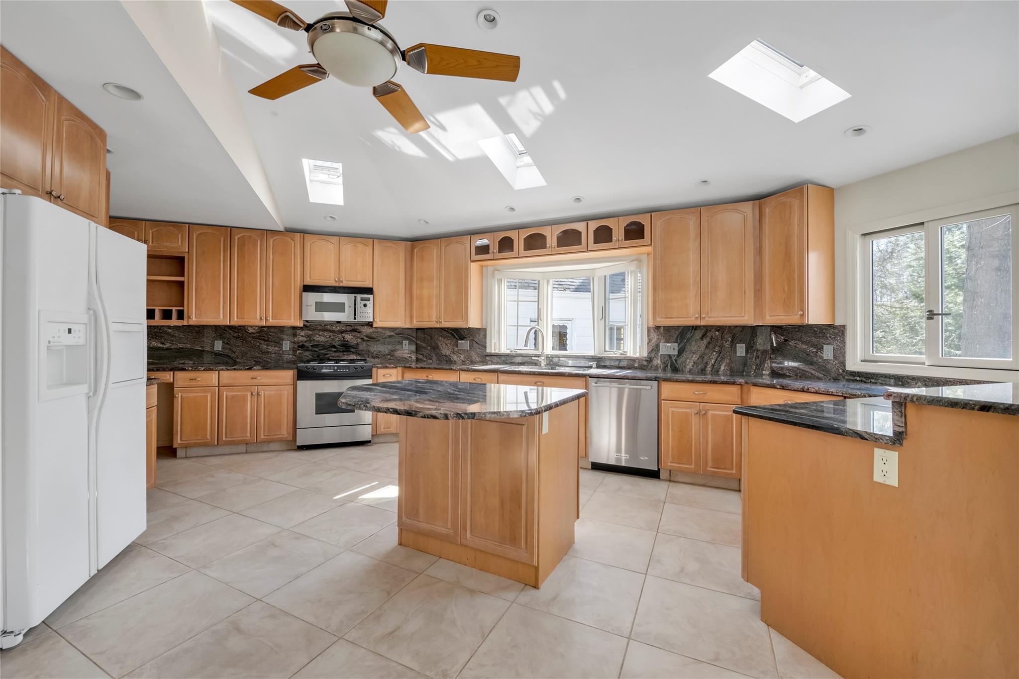 Single Family Murray  Nassau County, NY 11050, MLS-843263-6