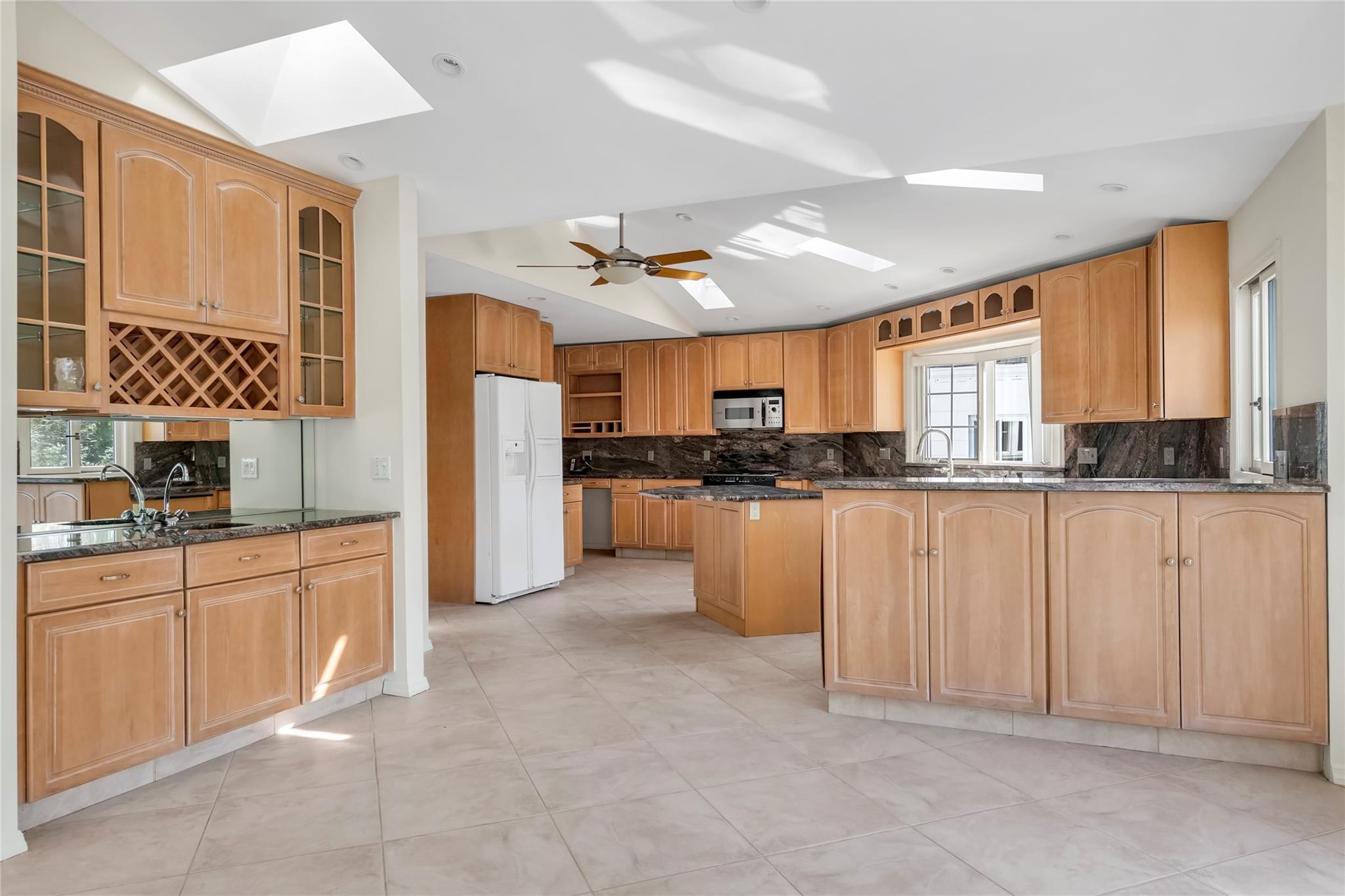 Single Family Murray  Nassau County, NY 11050, MLS-843263-7