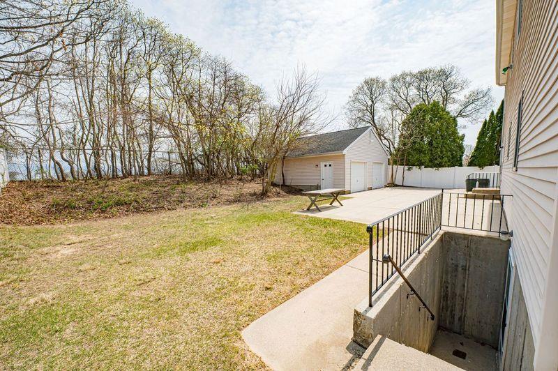Single Family Black Gum Tree  Suffolk County, NY 11754, MLS-843275-36