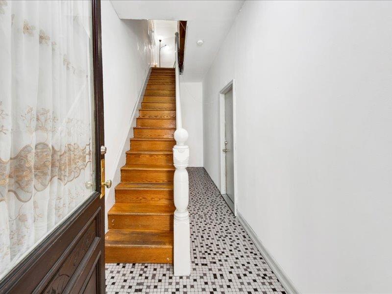 Single Family Bainbridge  Bronx, NY 10458, MLS-843337-23