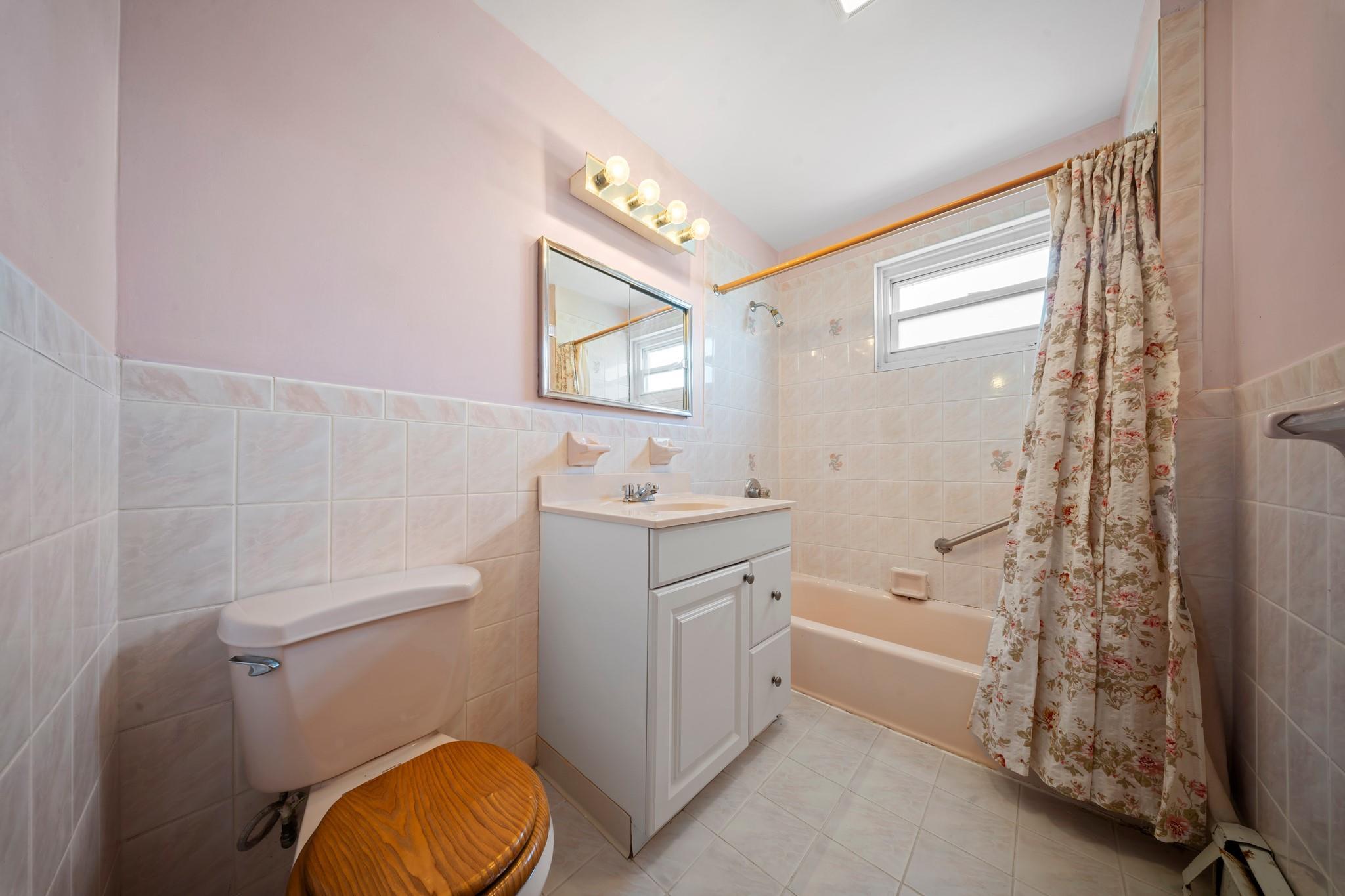 Single Family Givan  Bronx, NY 10475, MLS-843339-16