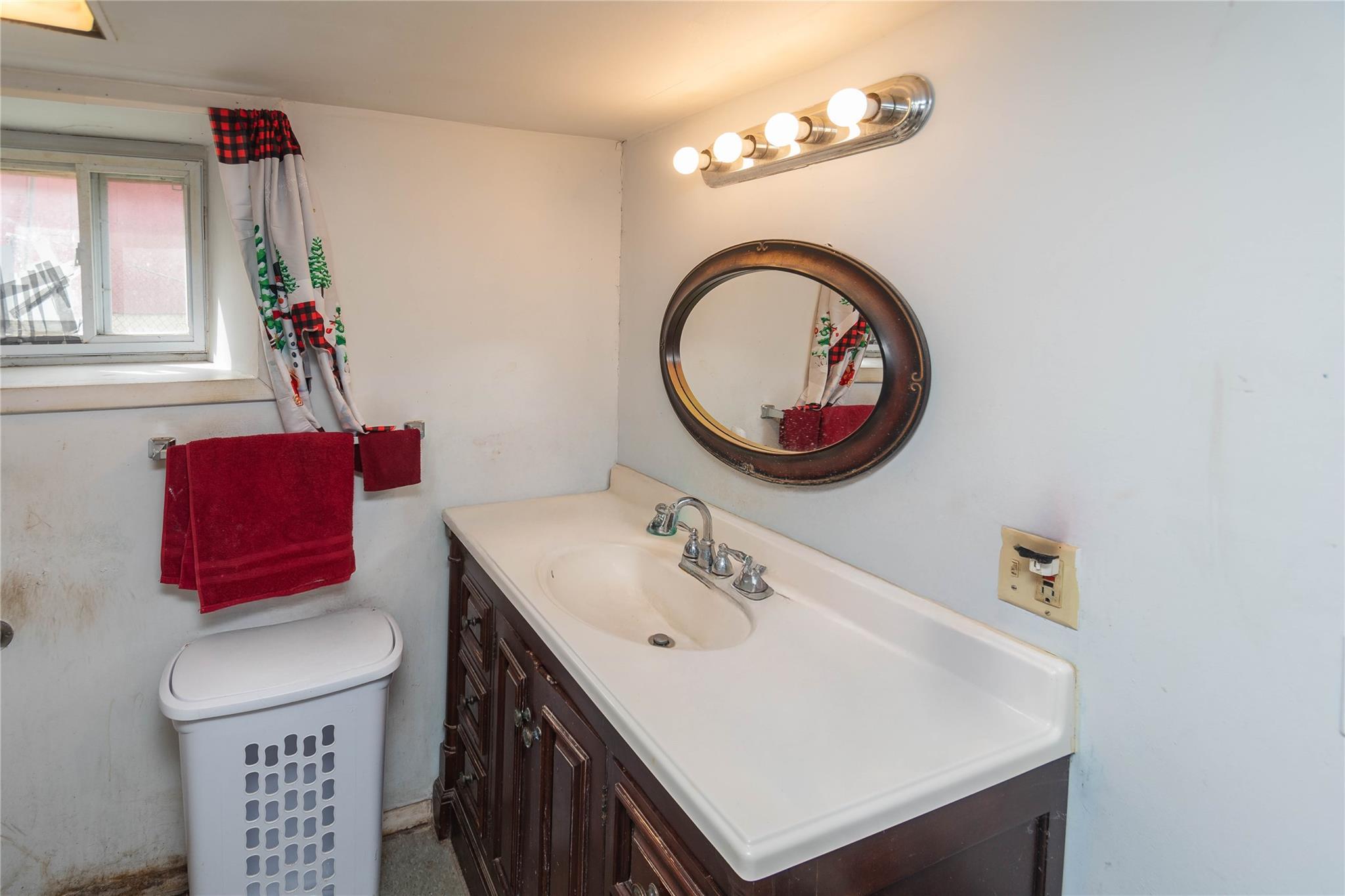 Single Family Lattintown  Orange County, NY 12550, MLS-843356-11