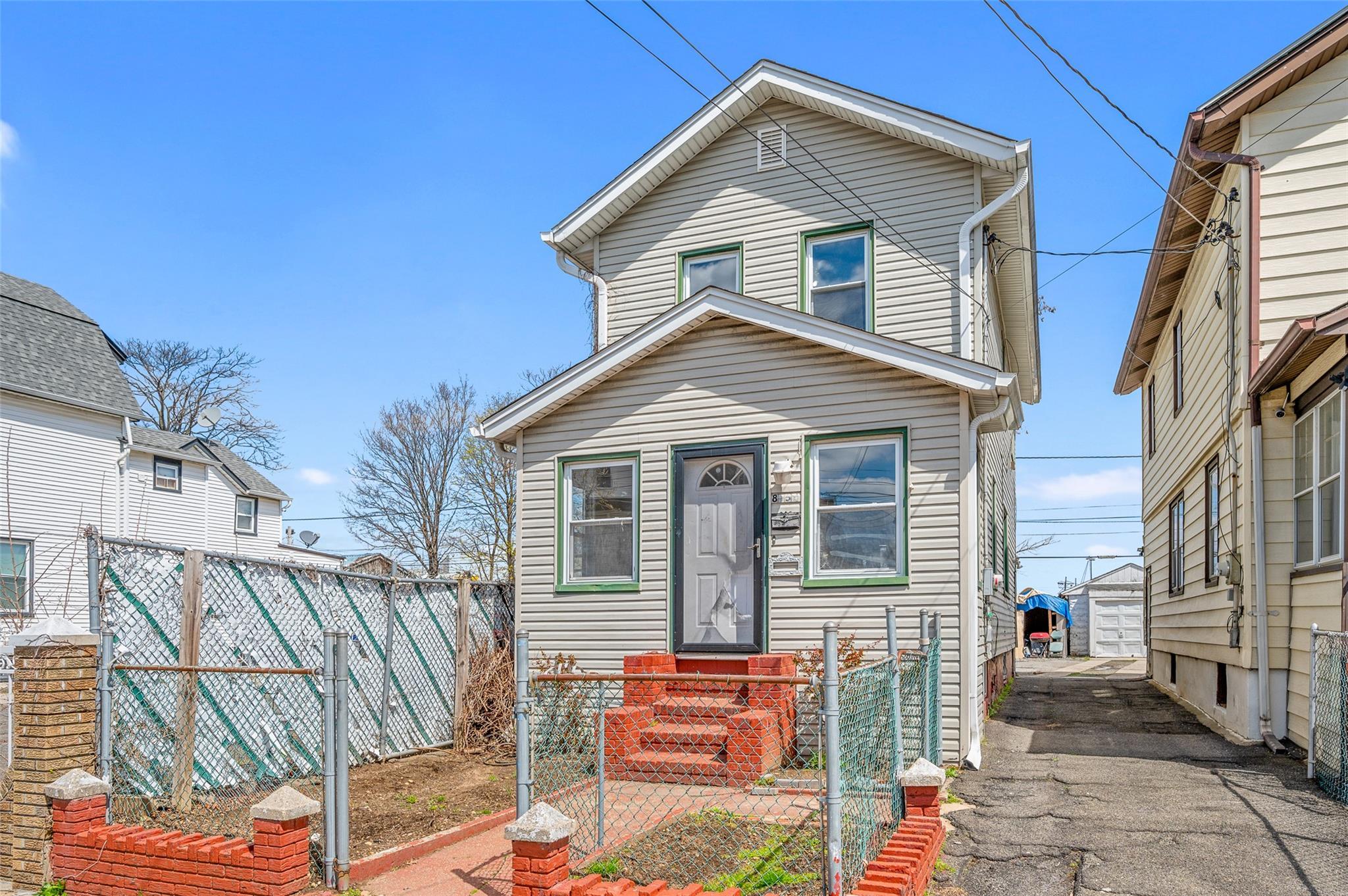 Single Family 121st  Queens, NY 11418, MLS-843361-2