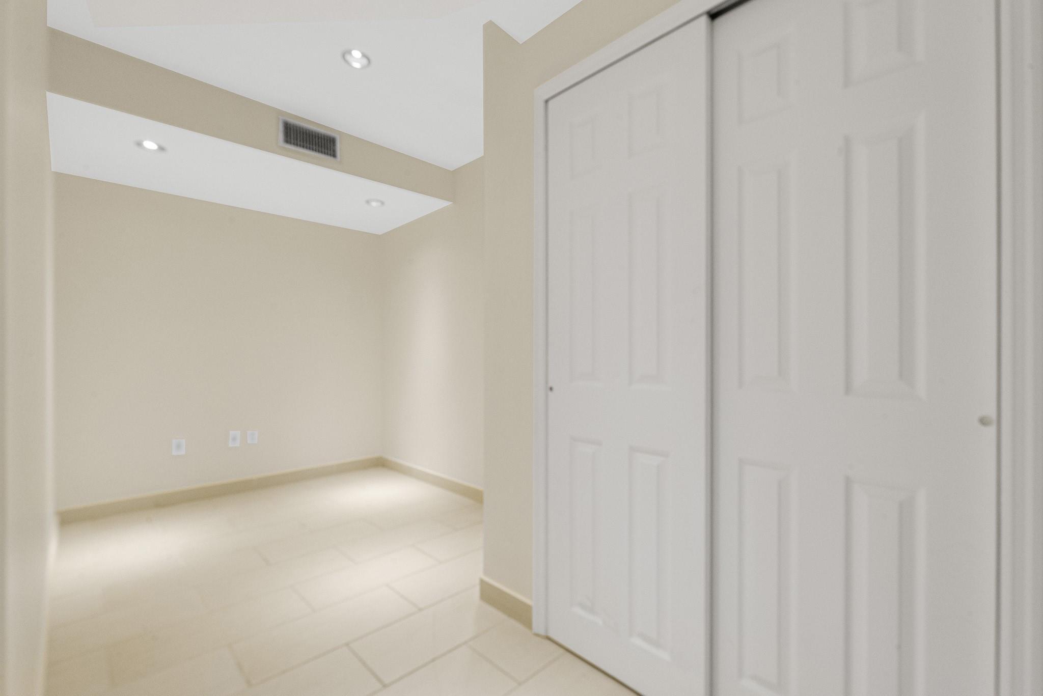 Single Family 58th  Queens, NY 11379, MLS-843379-29