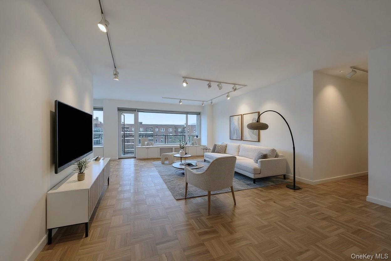 Coop Powells Cove  Queens, NY 11357, MLS-843383-2