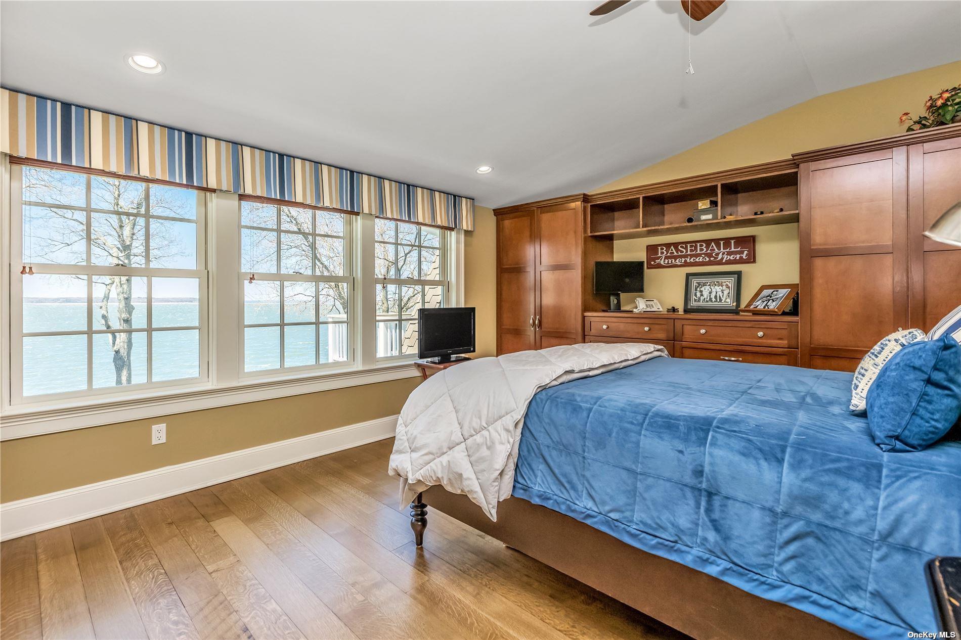 Single Family Little Neck  Suffolk County, NY 11721, MLS-843394-25