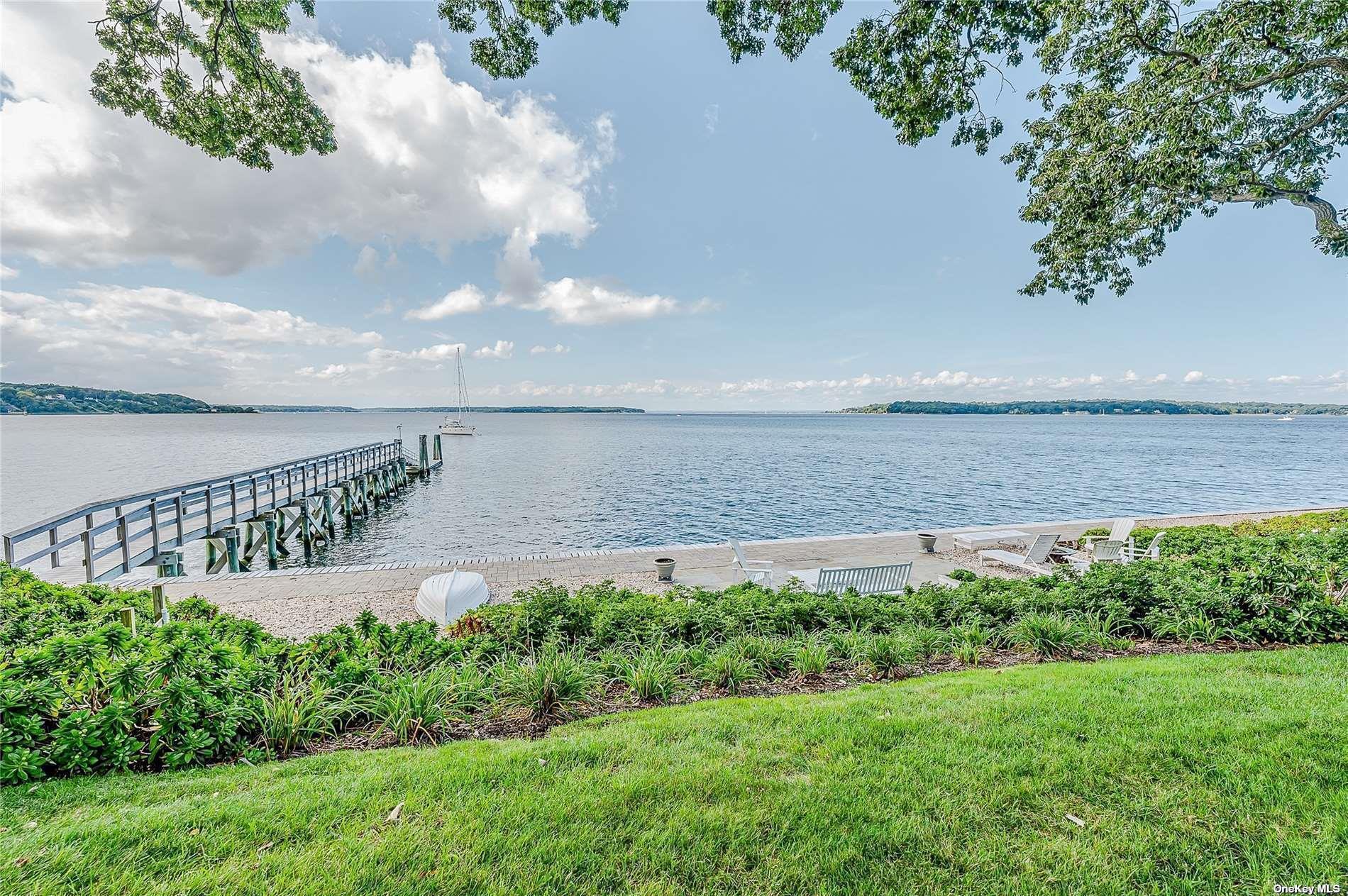 Single Family Little Neck  Suffolk County, NY 11721, MLS-843394-36