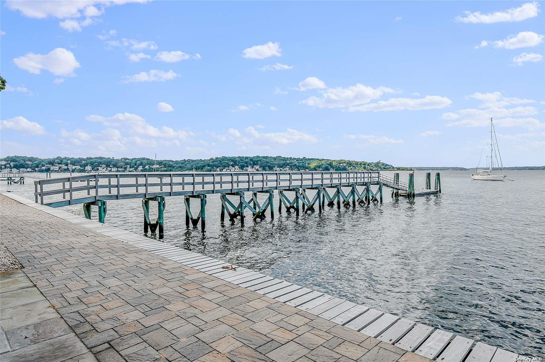 Single Family Little Neck  Suffolk County, NY 11721, MLS-843394-38