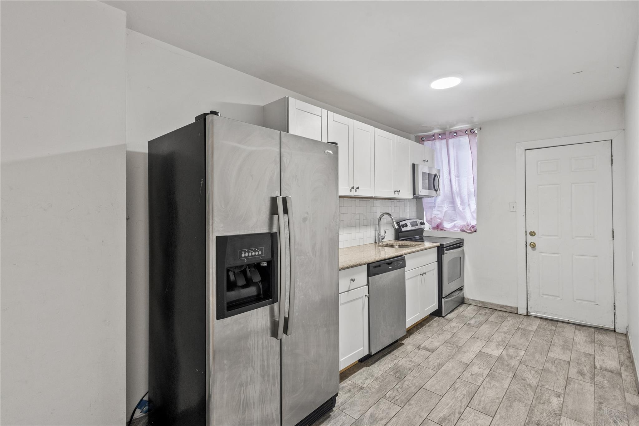 Single Family Beaumont  Bronx, NY 10458, MLS-843406-10