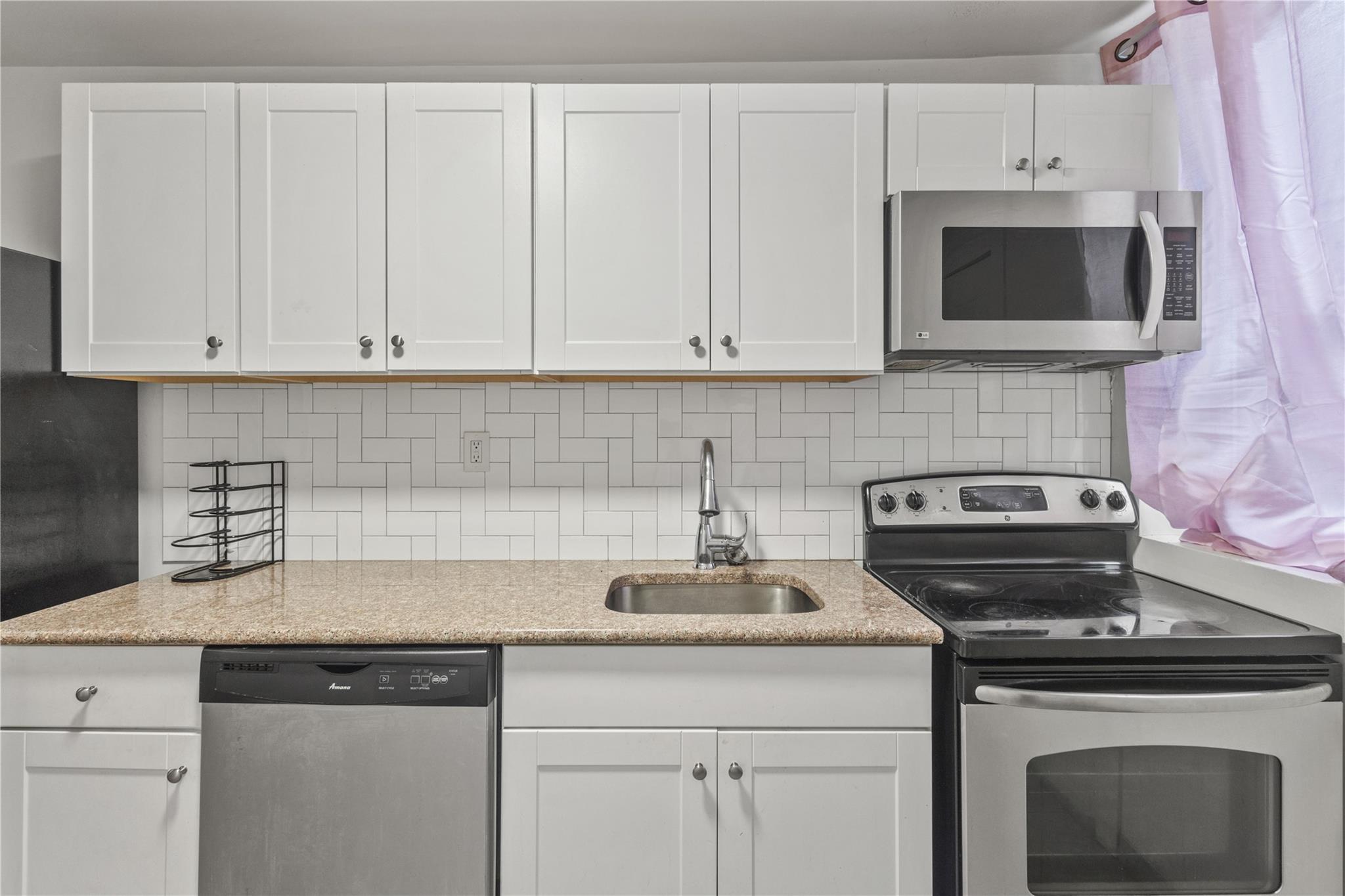 Single Family Beaumont  Bronx, NY 10458, MLS-843406-11