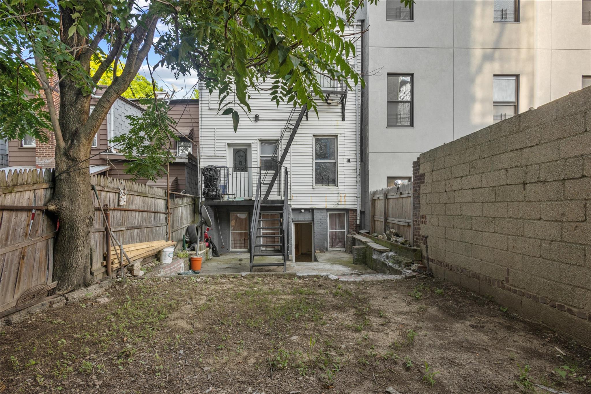 Single Family Beaumont  Bronx, NY 10458, MLS-843406-16